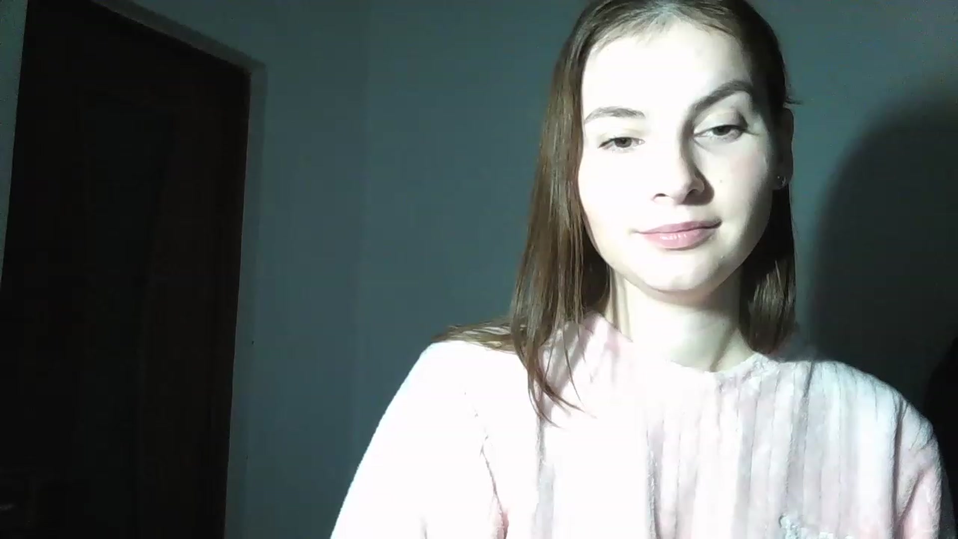 Gallery image thumbnail from MisssLove_is's myfreecams stream on, 12/12/2022, 14:51 image 20 of 20