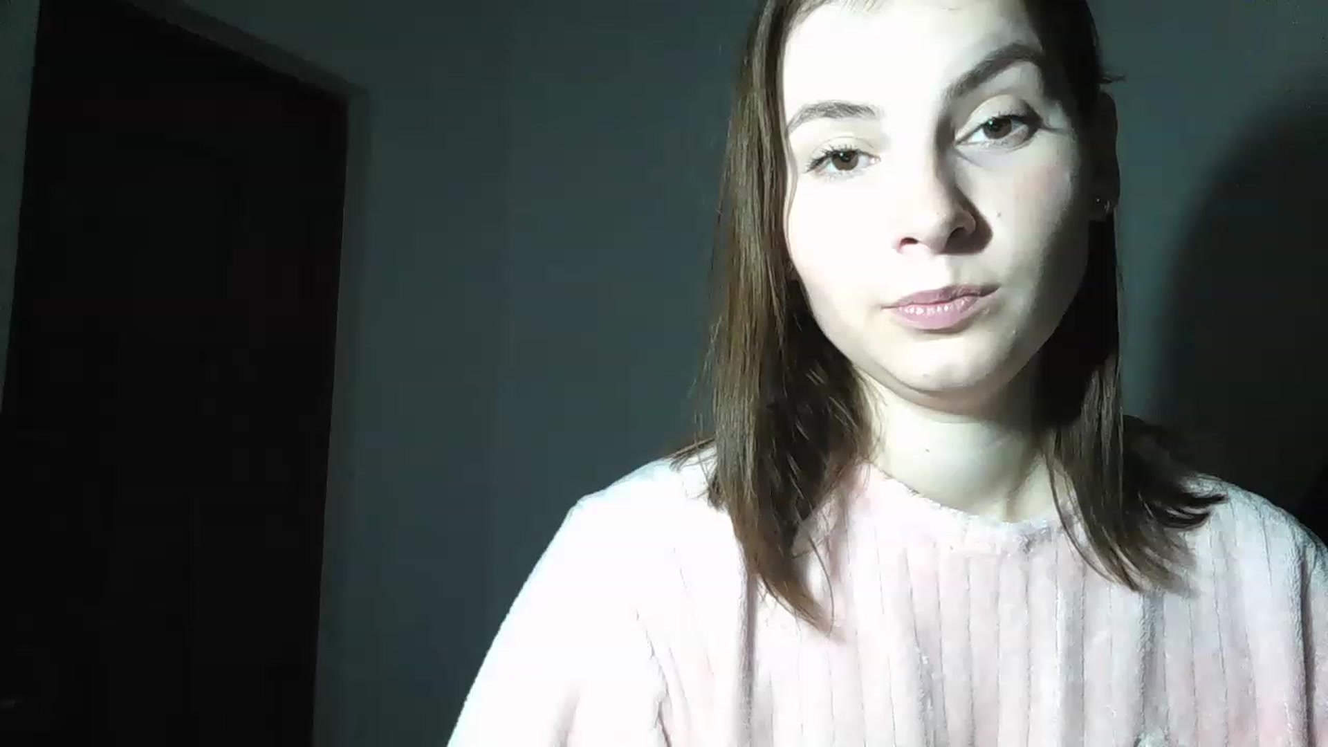 Gallery image thumbnail from MisssLove_is's myfreecams stream on, 12/12/2022, 14:51 image 19 of 20