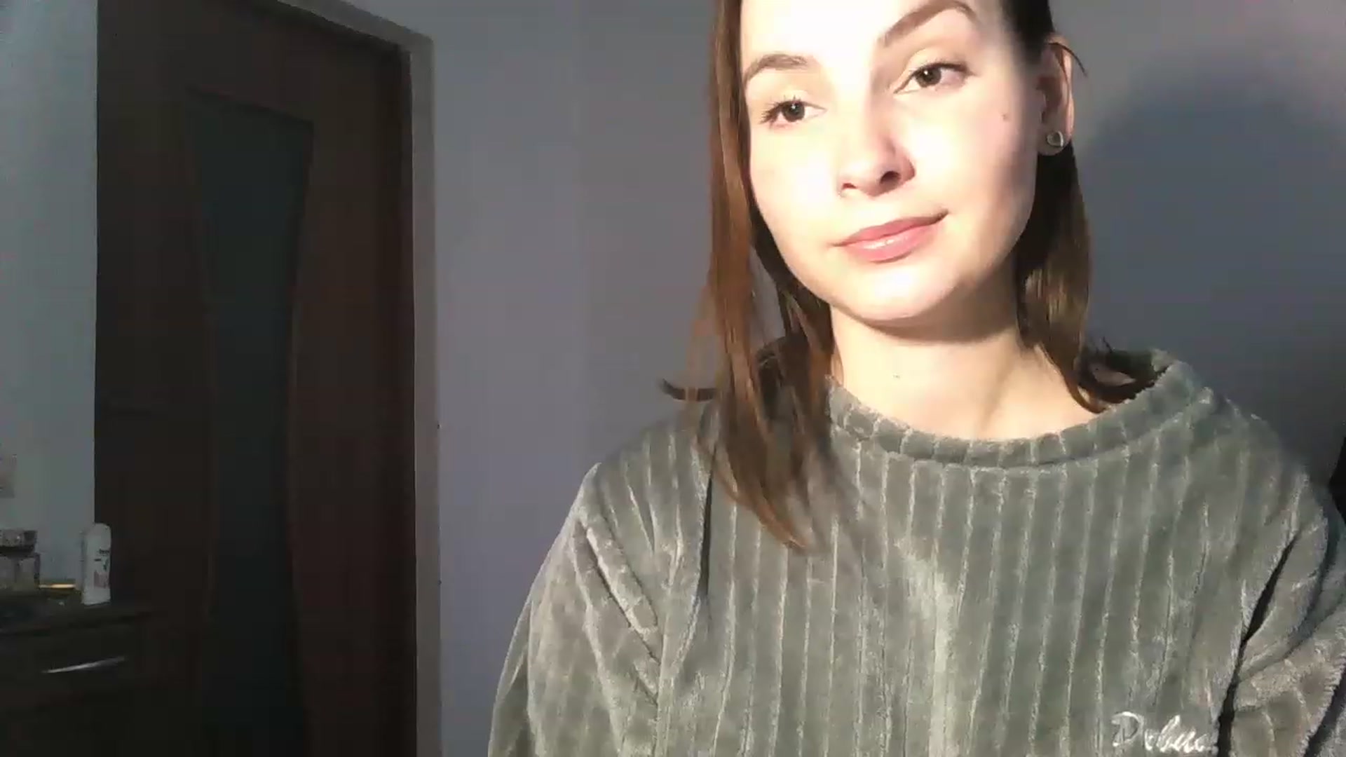 Gallery image thumbnail from MisssLove_is's myfreecams stream on, 12/15/2022, 13:55 image 19 of 20