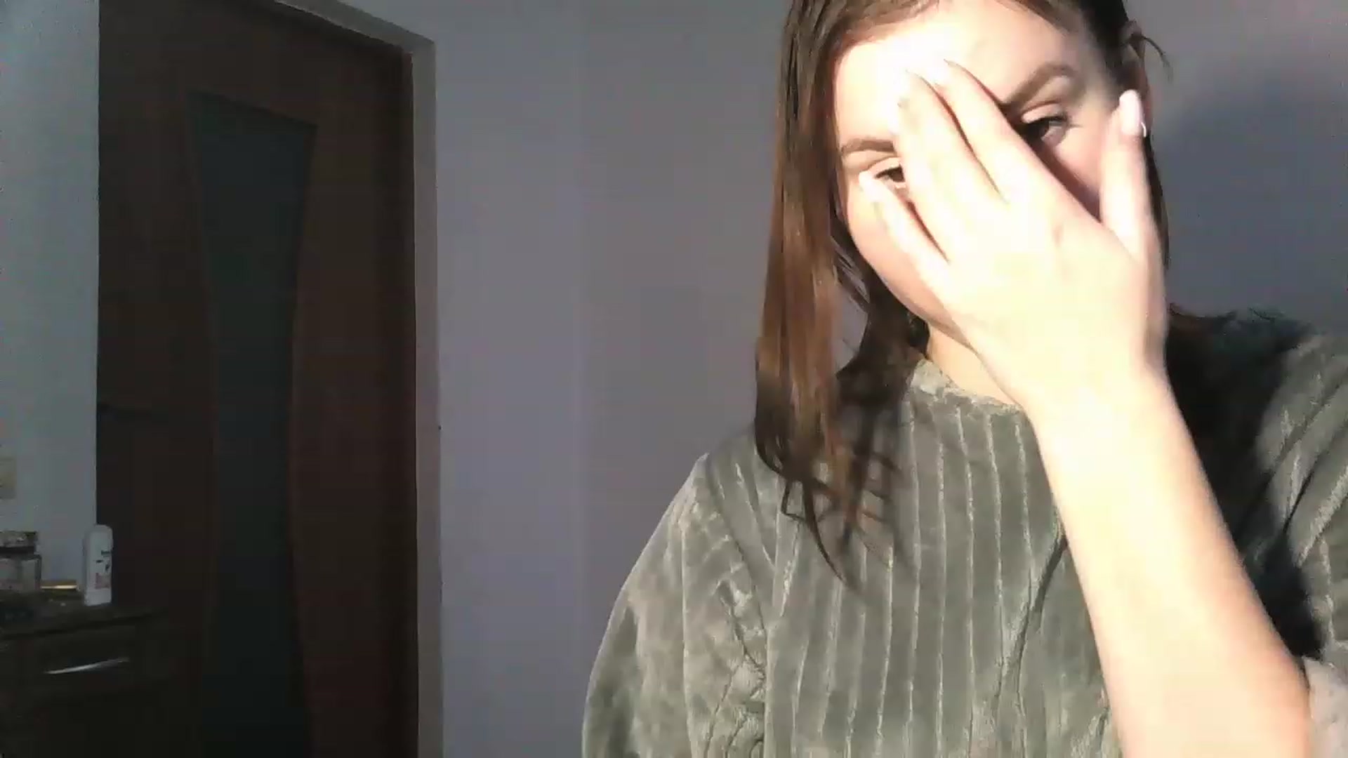 Gallery image thumbnail from MisssLove_is's myfreecams stream on, 12/15/2022, 13:55 image 15 of 20