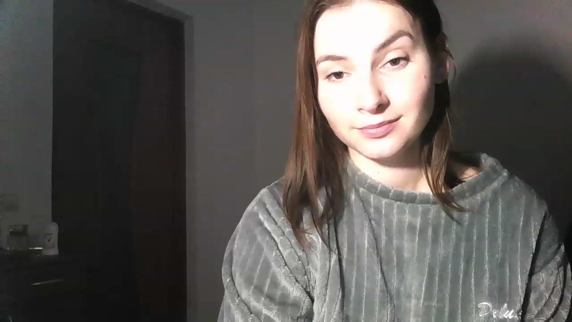 Gallery image thumbnail from MisssLove_is's myfreecams stream on, 12/15/2022, 14:48 image 17 of 20