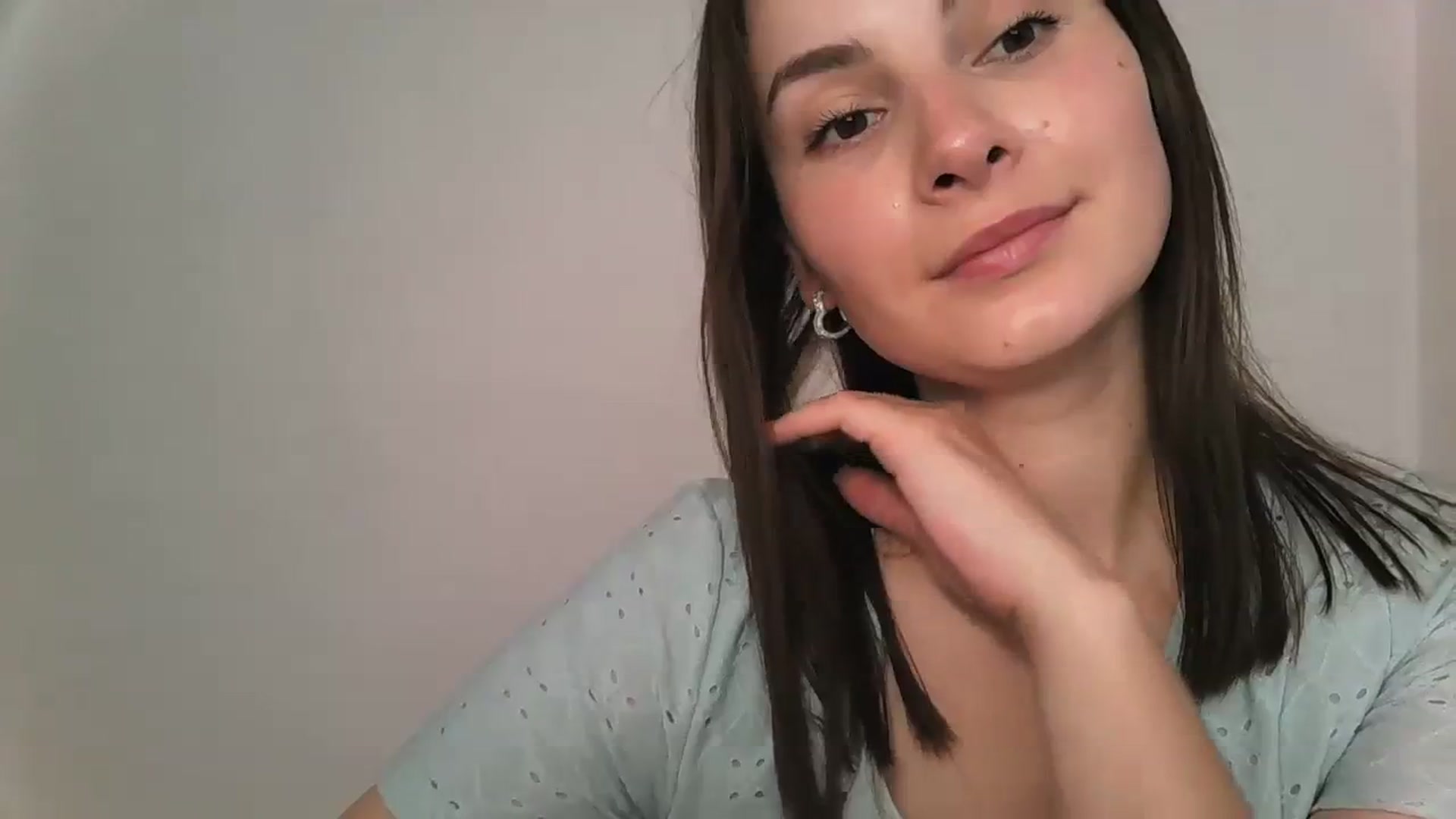 Gallery image thumbnail from MisssLove_is's myfreecams stream on, 08/10/2023, 12:48 image 11 of 20