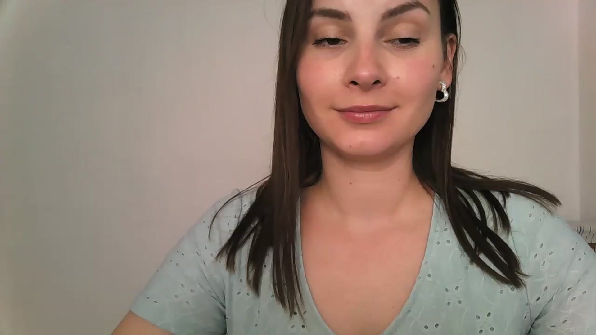 Gallery image thumbnail from MisssLove_is's myfreecams stream on, 08/10/2023, 12:48 image 16 of 20