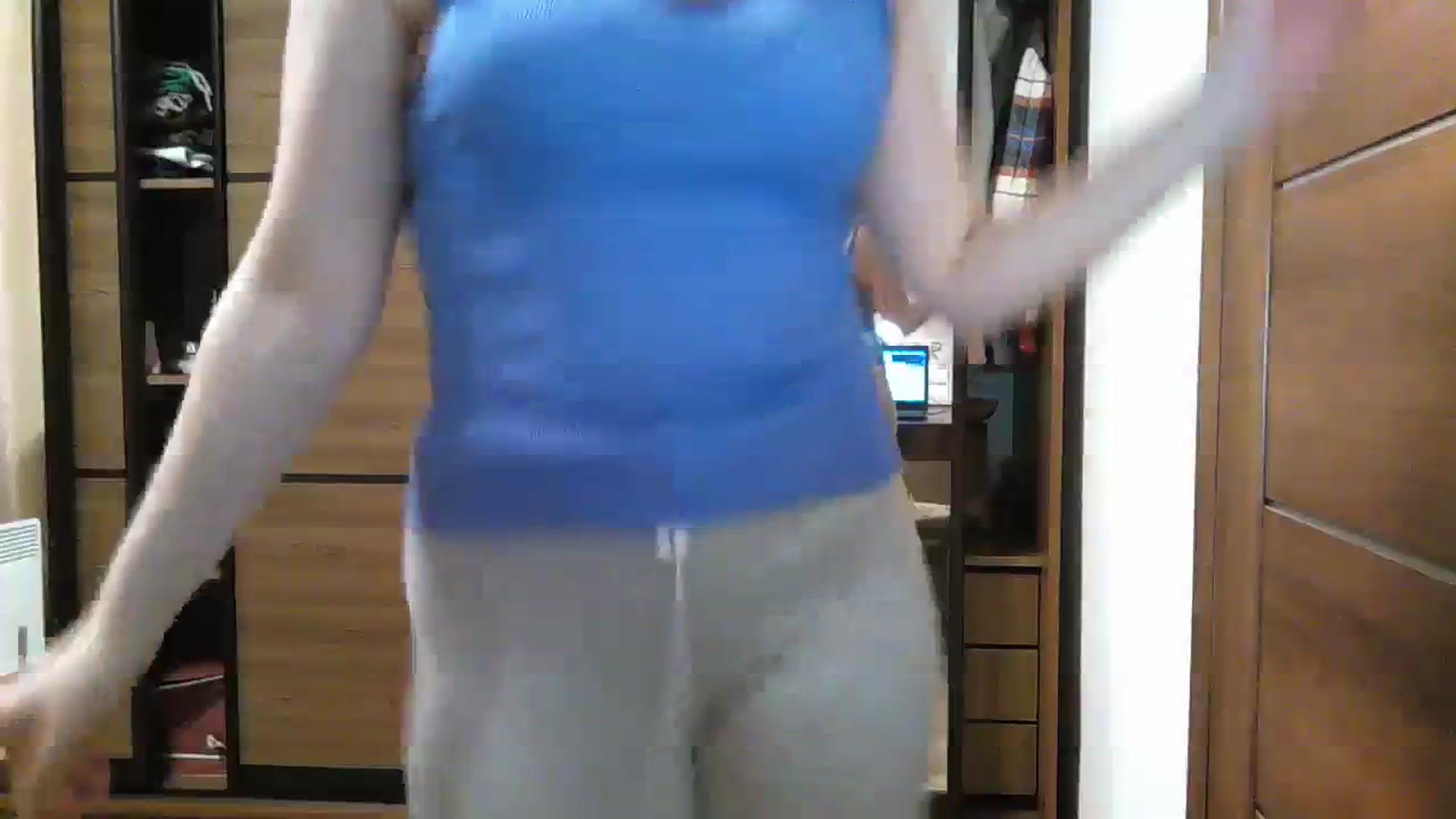 Gallery image thumbnail from MisssLove_is's myfreecams stream on, 03/03/2024, 16:36 image 10 of 20