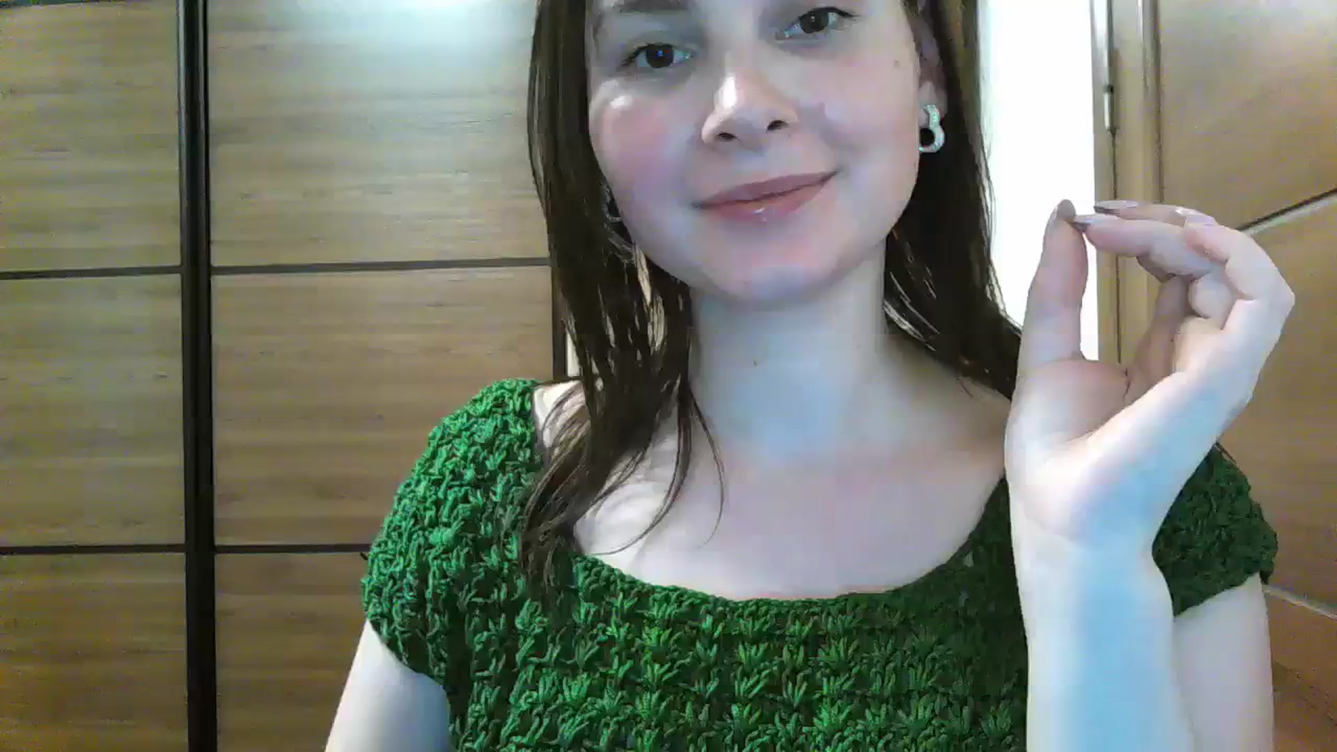 Gallery image thumbnail from MisssLove_is's myfreecams stream on, 03/17/2024, 19:00 image 2 of 20