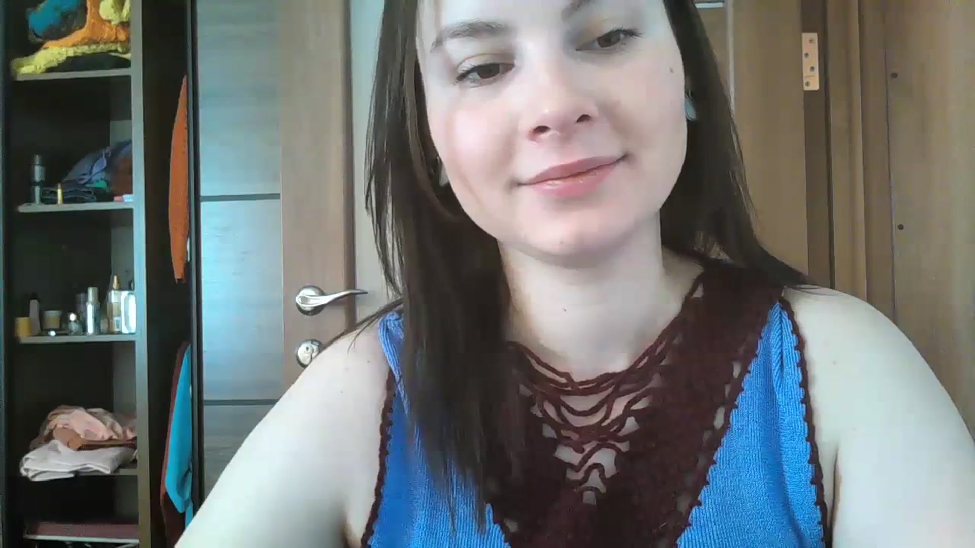 Gallery image thumbnail from MisssLove_is's myfreecams stream on, 03/27/2024, 09:53 image 7 of 20