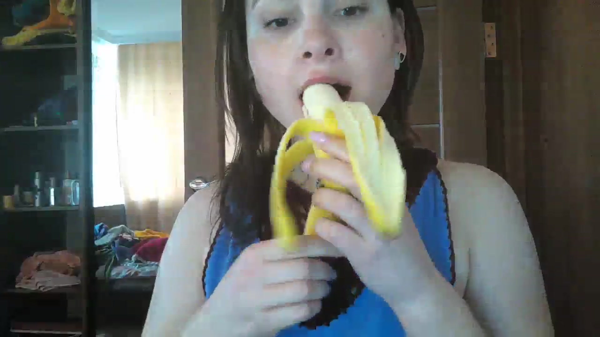 Gallery image thumbnail from MisssLove_is's myfreecams stream on, 03/28/2024, 11:27 image 3 of 20