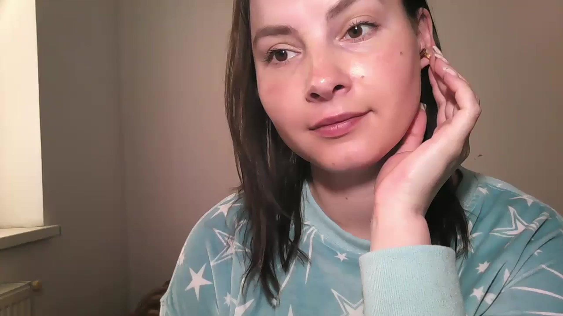 Gallery image thumbnail from MisssLove_is's myfreecams stream on, 05/08/2024, 13:39 image 15 of 20