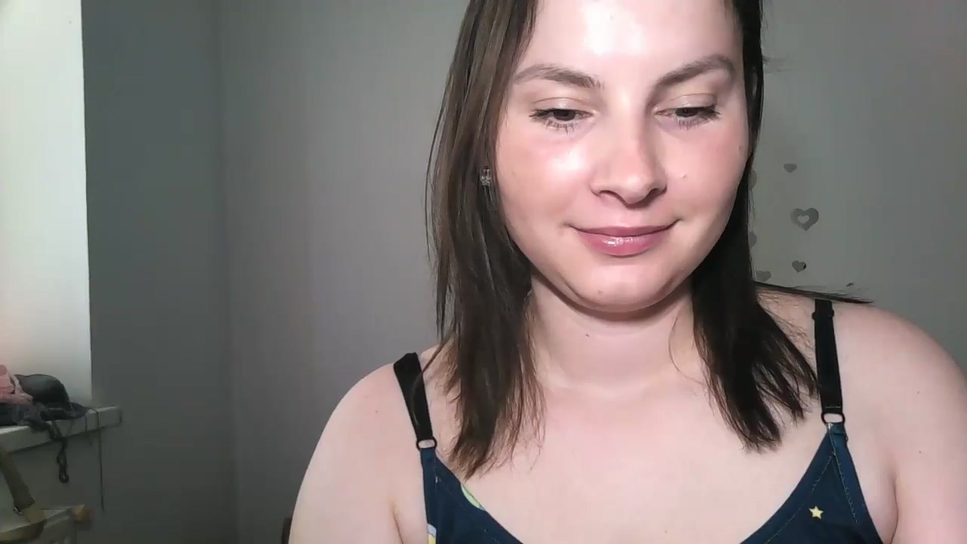 Gallery image thumbnail from MisssLove_is's myfreecams stream on, 05/21/2024, 12:04 image 17 of 20