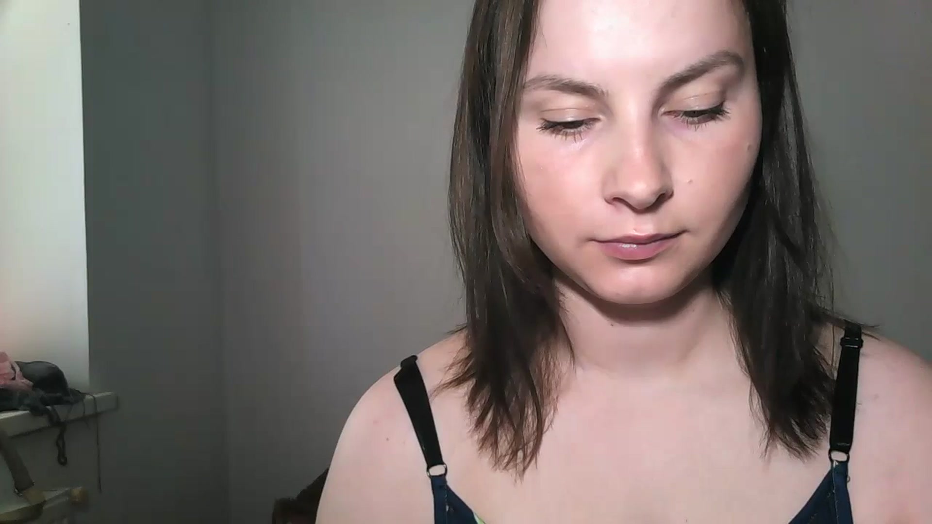 Gallery image thumbnail from MisssLove_is's myfreecams stream on, 05/21/2024, 12:04 image 3 of 20