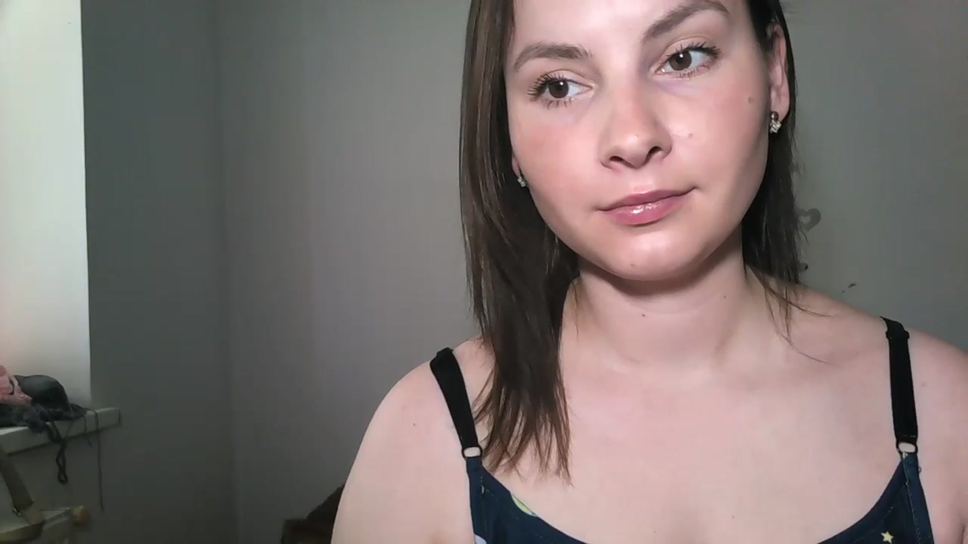 Gallery image thumbnail from MisssLove_is's myfreecams stream on, 05/21/2024, 12:04 image 18 of 20