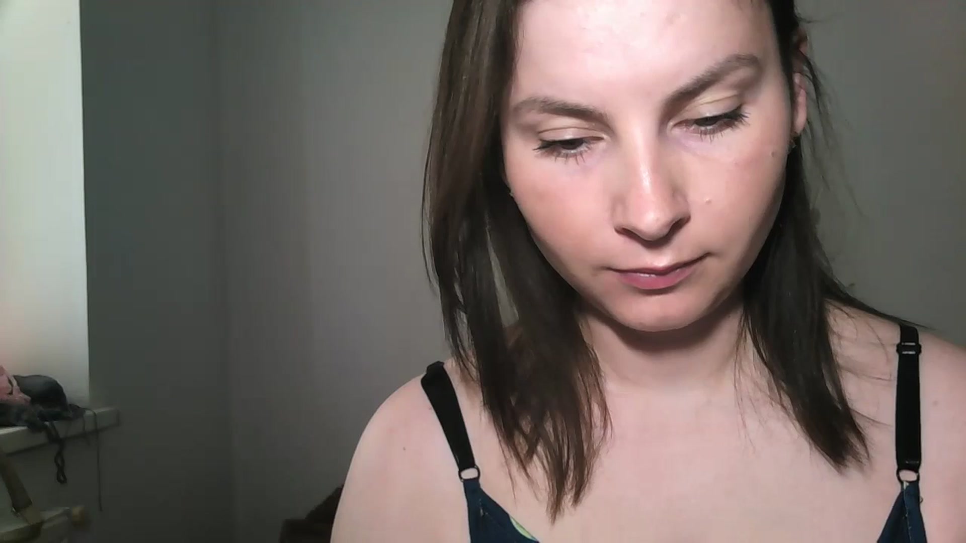 Gallery image thumbnail from MisssLove_is's myfreecams stream on, 05/21/2024, 12:04 image 11 of 20