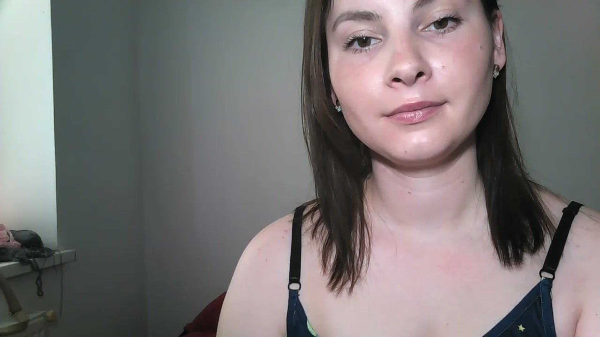 Gallery image thumbnail from MisssLove_is's myfreecams stream on, 05/21/2024, 12:46 image 14 of 20