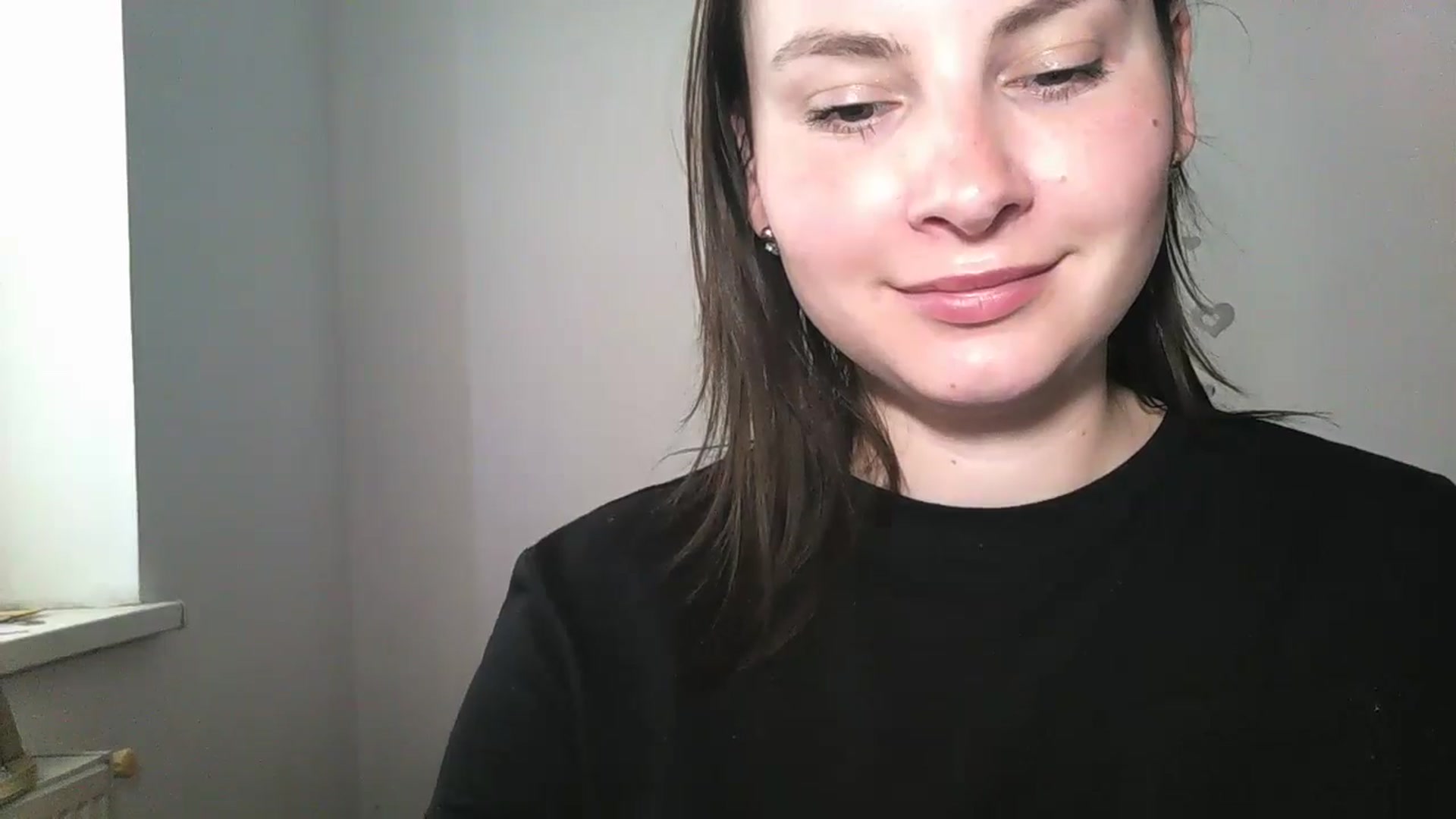 Gallery image thumbnail from MisssLove_is's myfreecams stream on, 05/22/2024, 10:18 image 10 of 20