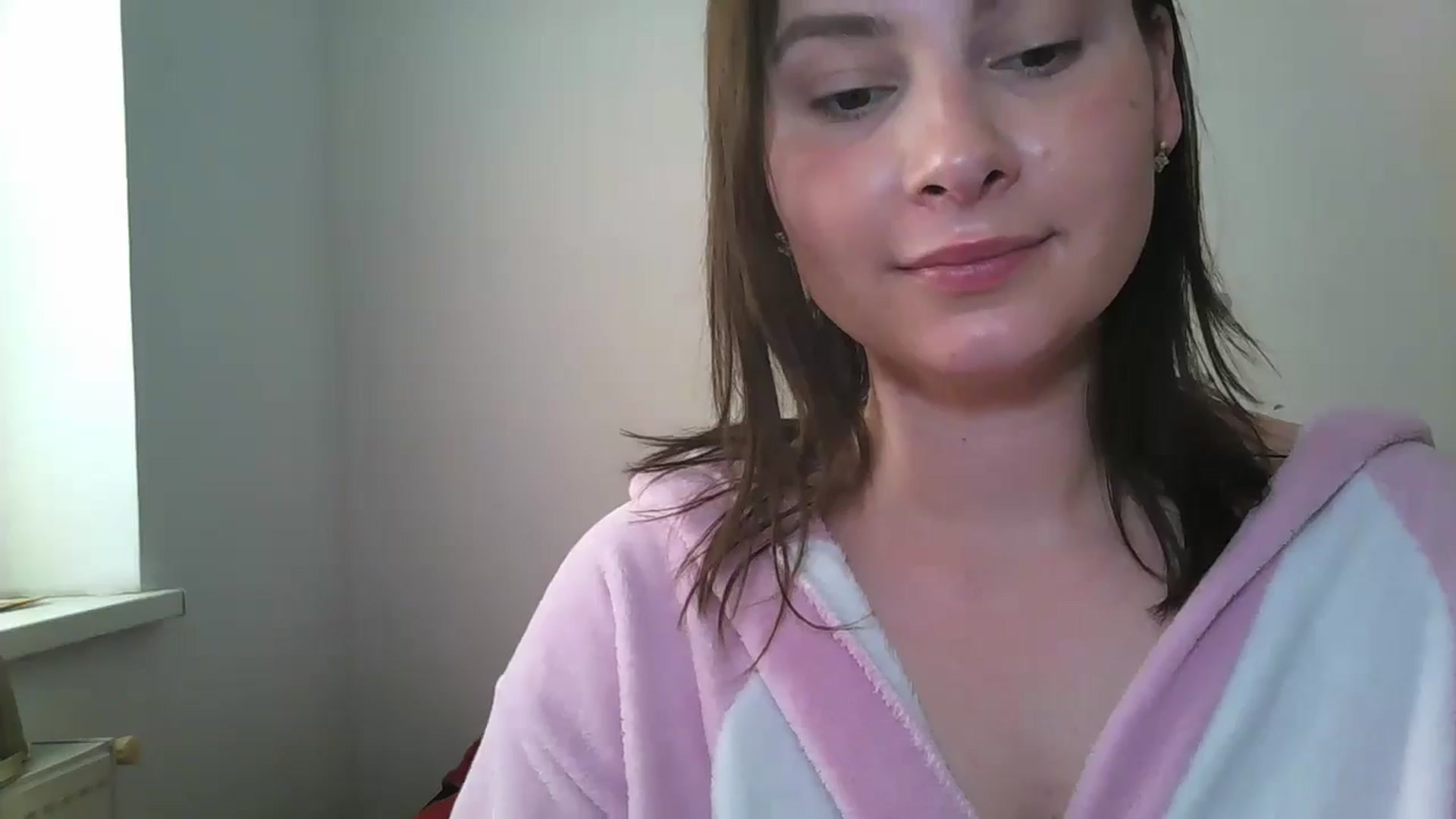 Gallery image thumbnail from MisssLove_is's myfreecams stream on, 05/23/2024, 16:08 image 17 of 20