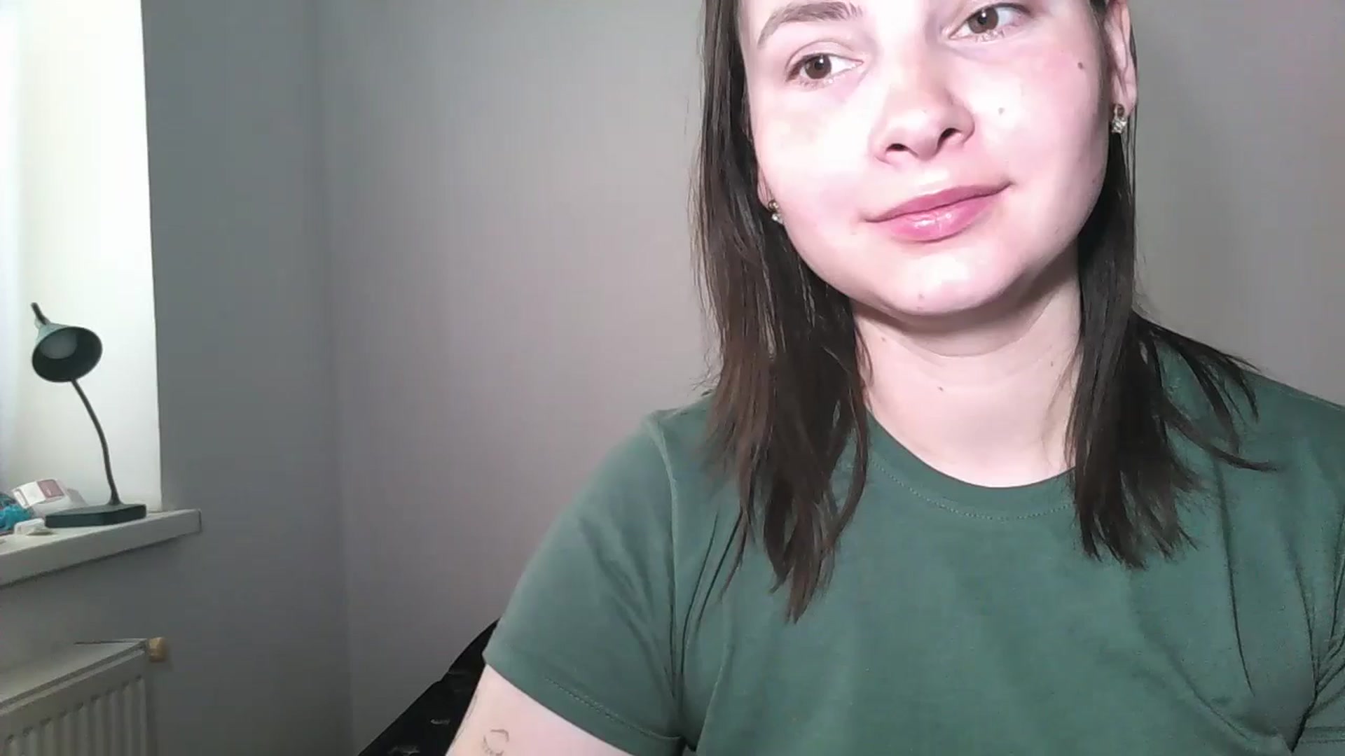 Gallery image thumbnail from MisssLove_is's myfreecams stream on, 05/28/2024, 09:48 image 12 of 20