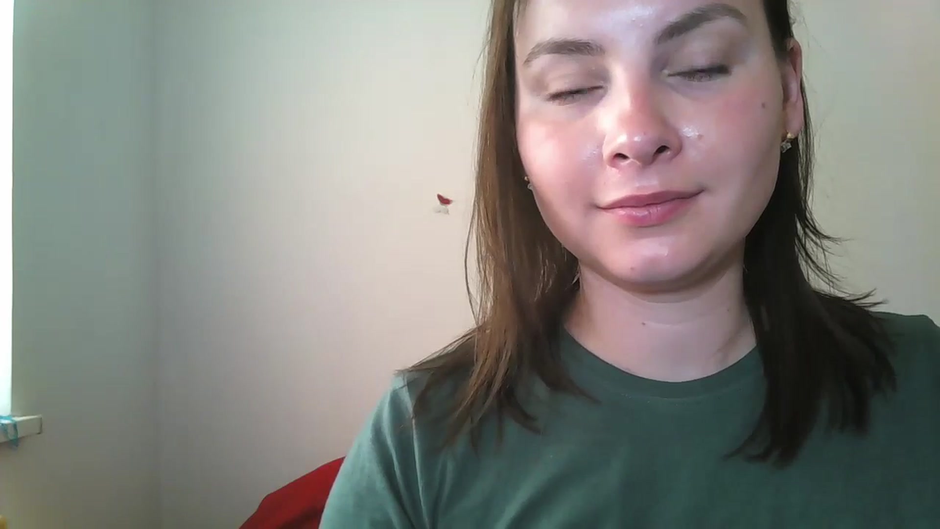 Gallery image thumbnail from MisssLove_is's myfreecams stream on, 06/03/2024, 16:38 image 16 of 20