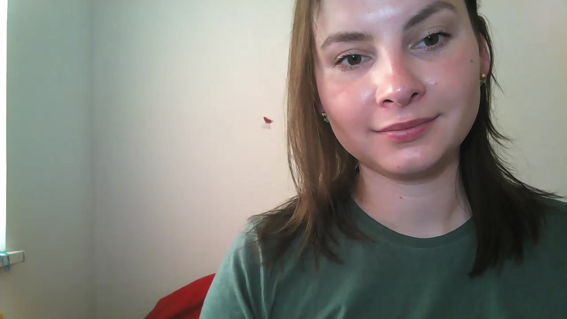 Gallery image thumbnail from MisssLove_is's myfreecams stream on, 06/03/2024, 16:38 image 12 of 20