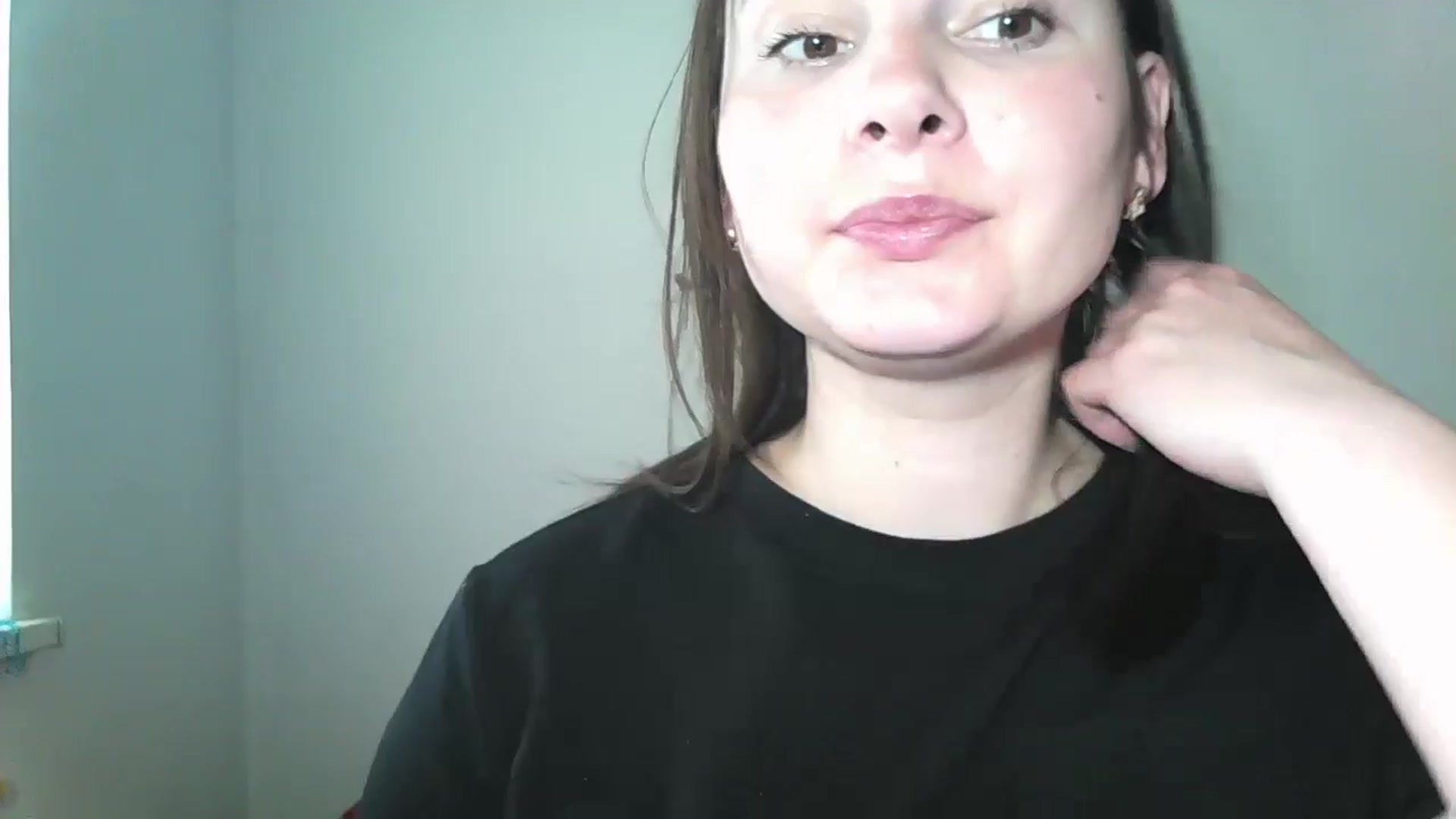 Gallery image thumbnail from MisssLove_is's myfreecams stream on, 06/04/2024, 12:09 image 7 of 20