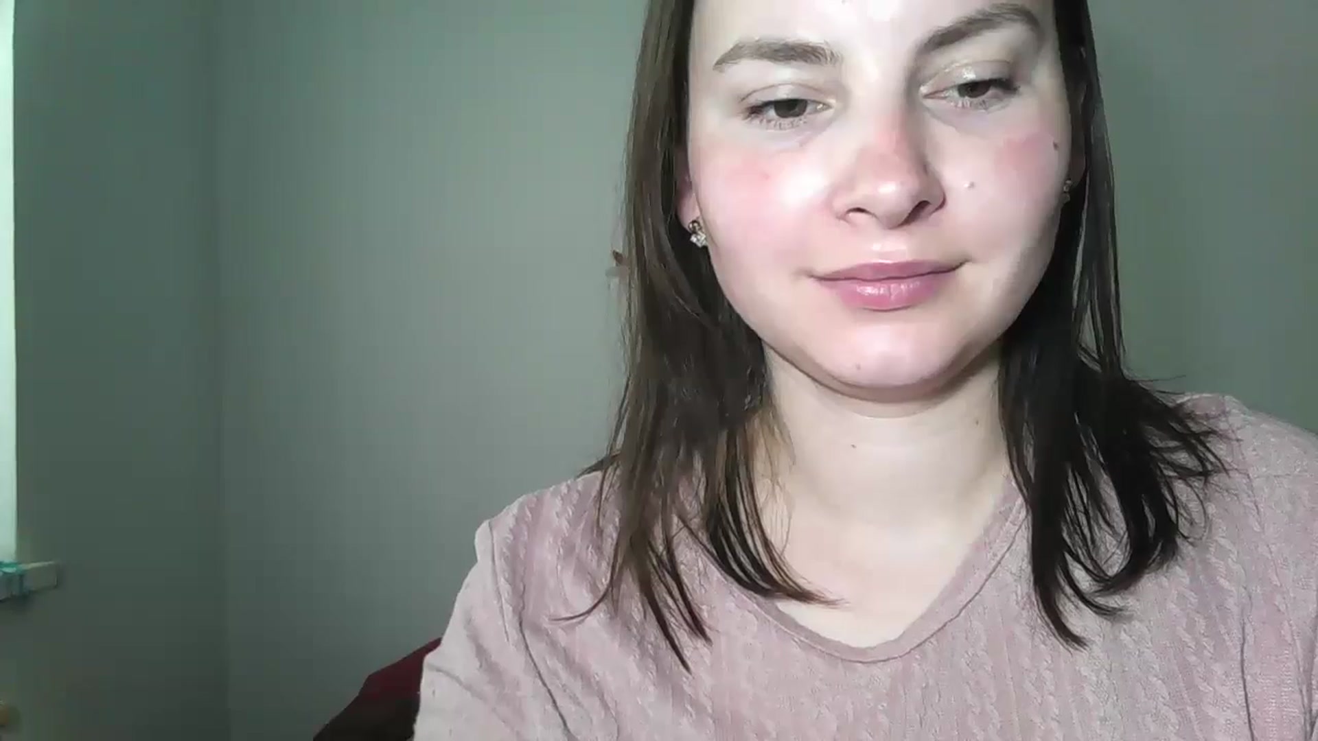 Gallery image thumbnail from MisssLove_is's myfreecams stream on, 06/05/2024, 11:31 image 15 of 20