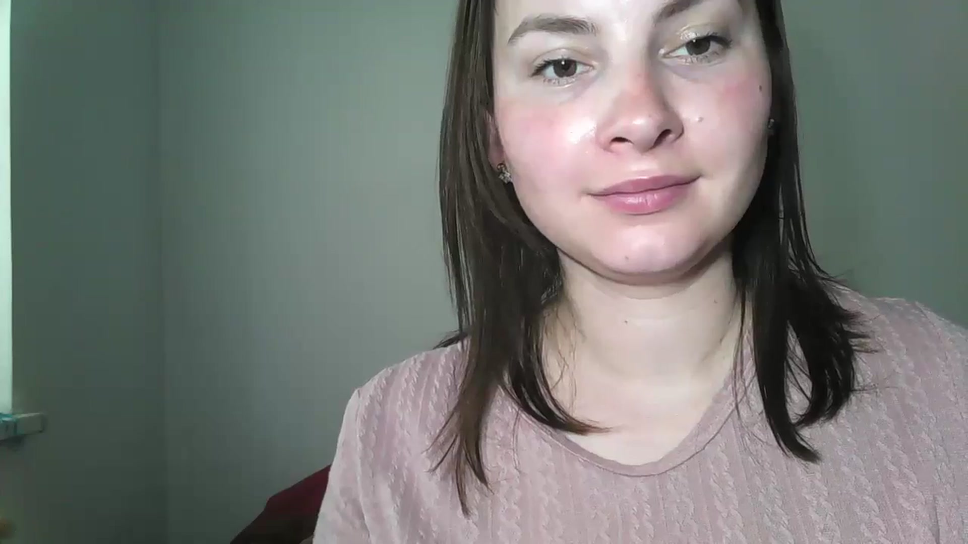 Gallery image thumbnail from MisssLove_is's myfreecams stream on, 06/05/2024, 11:31 image 18 of 20