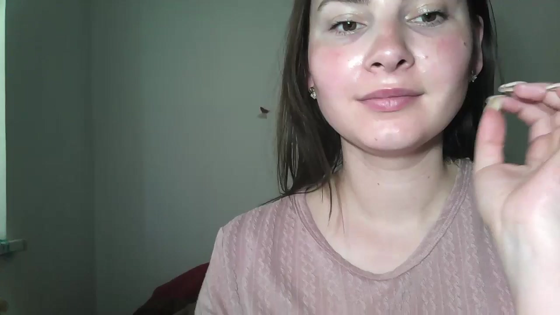 Gallery image thumbnail from MisssLove_is's myfreecams stream on, 06/05/2024, 11:31 image 9 of 20