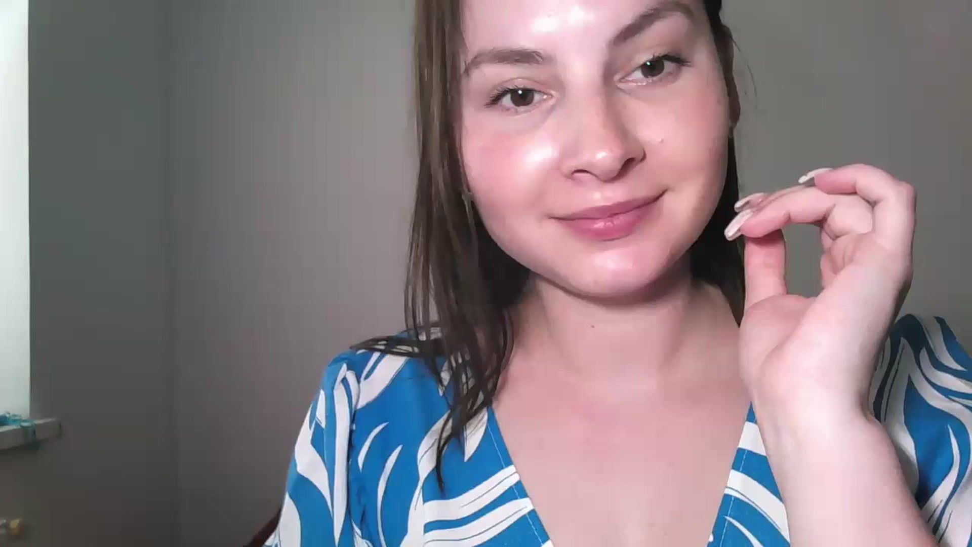 Gallery image thumbnail from MisssLove_is's myfreecams stream on, 06/06/2024, 12:48 image 1 of 20