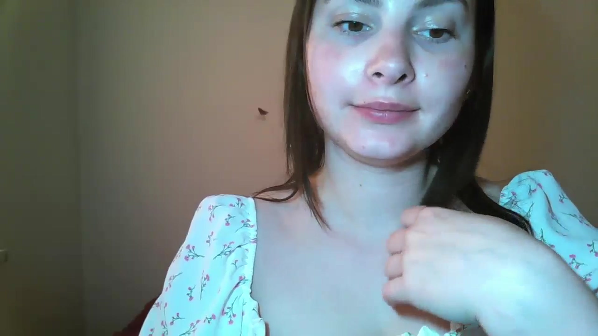 Gallery image thumbnail from MisssLove_is's myfreecams stream on, 06/08/2024, 17:46 image 17 of 20