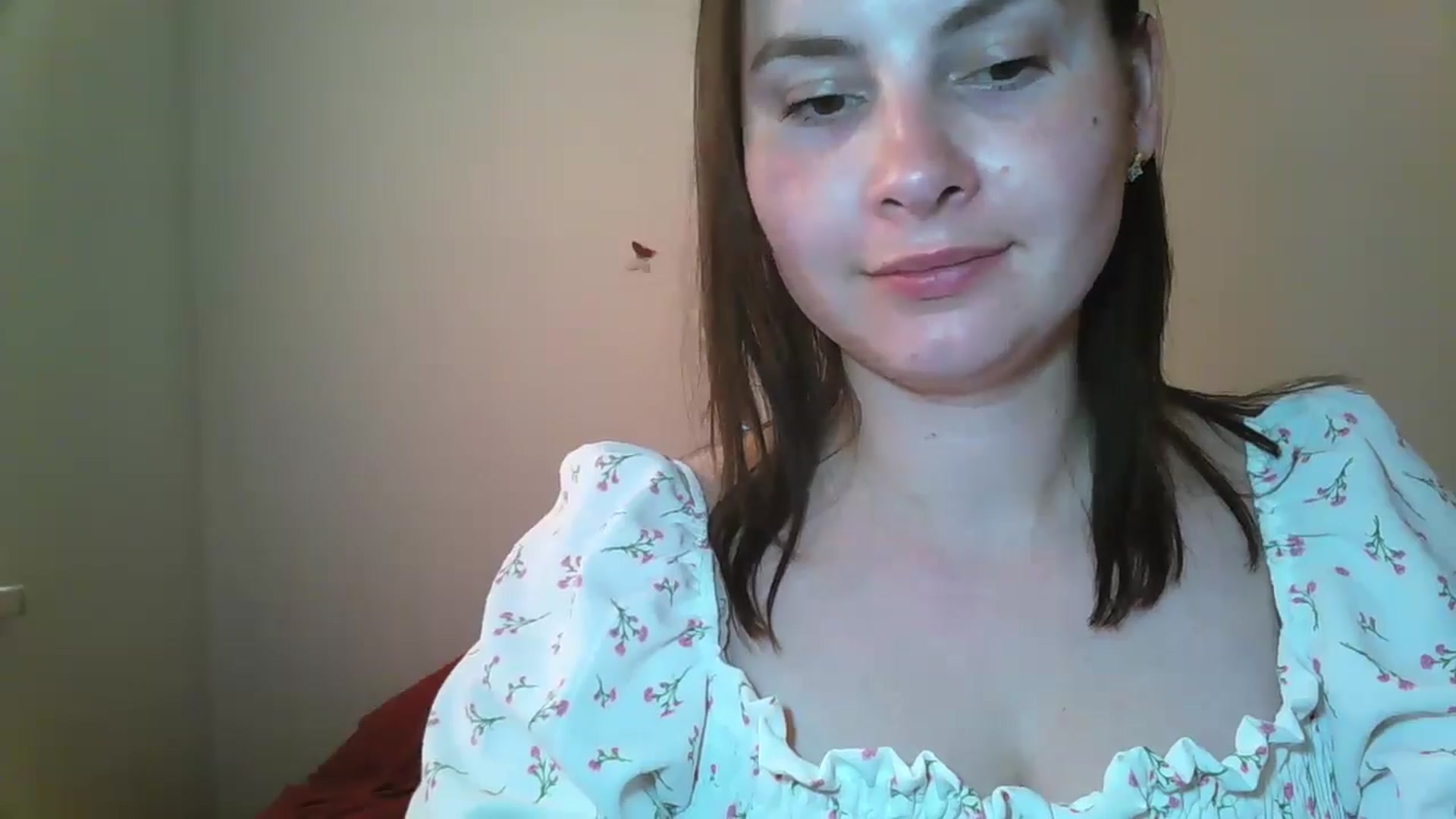 Gallery image thumbnail from MisssLove_is's myfreecams stream on, 06/08/2024, 17:46 image 7 of 20