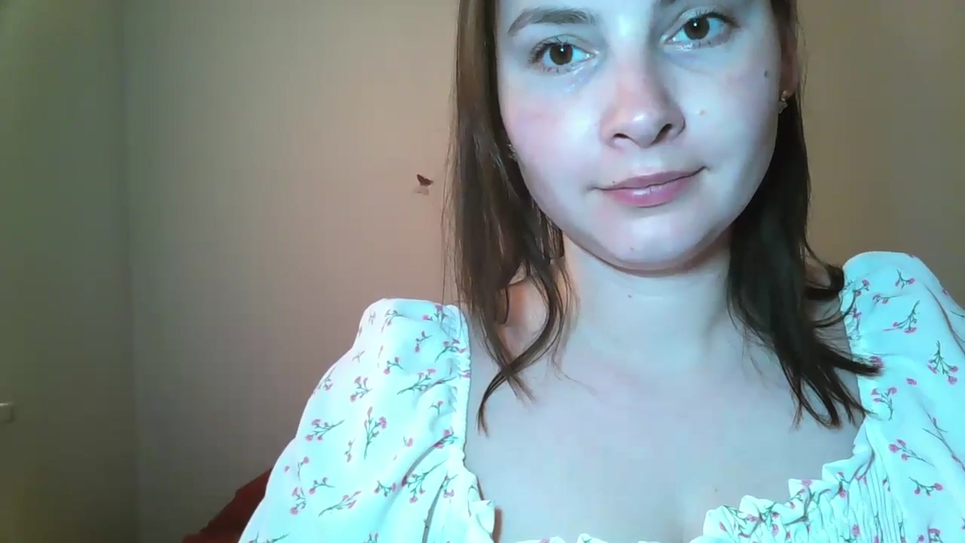 Gallery image thumbnail from MisssLove_is's myfreecams stream on, 06/08/2024, 17:46 image 14 of 20