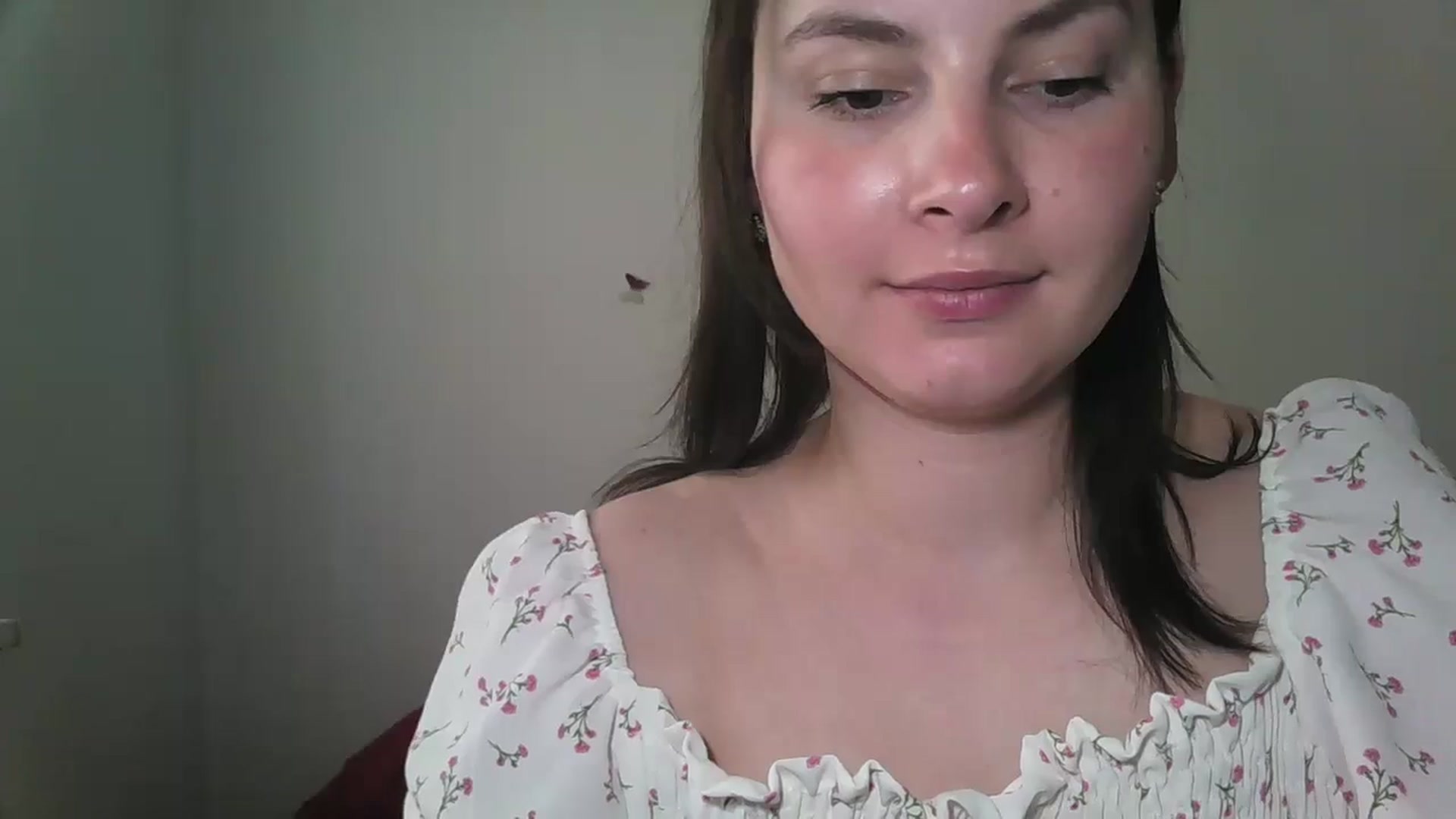 Gallery image thumbnail from MisssLove_is's myfreecams stream on, 06/10/2024, 10:05 image 9 of 20