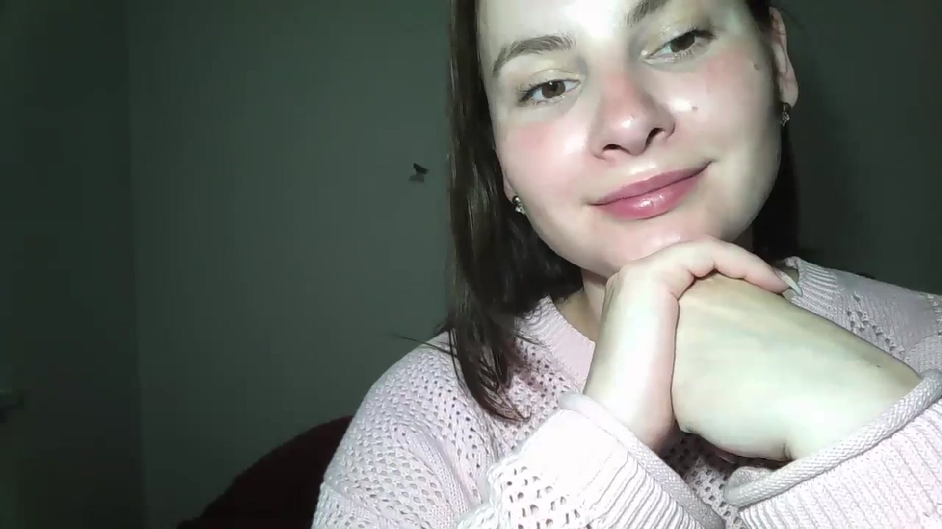 Gallery image thumbnail from MisssLove_is's myfreecams stream on, 06/10/2024, 17:46 image 4 of 20