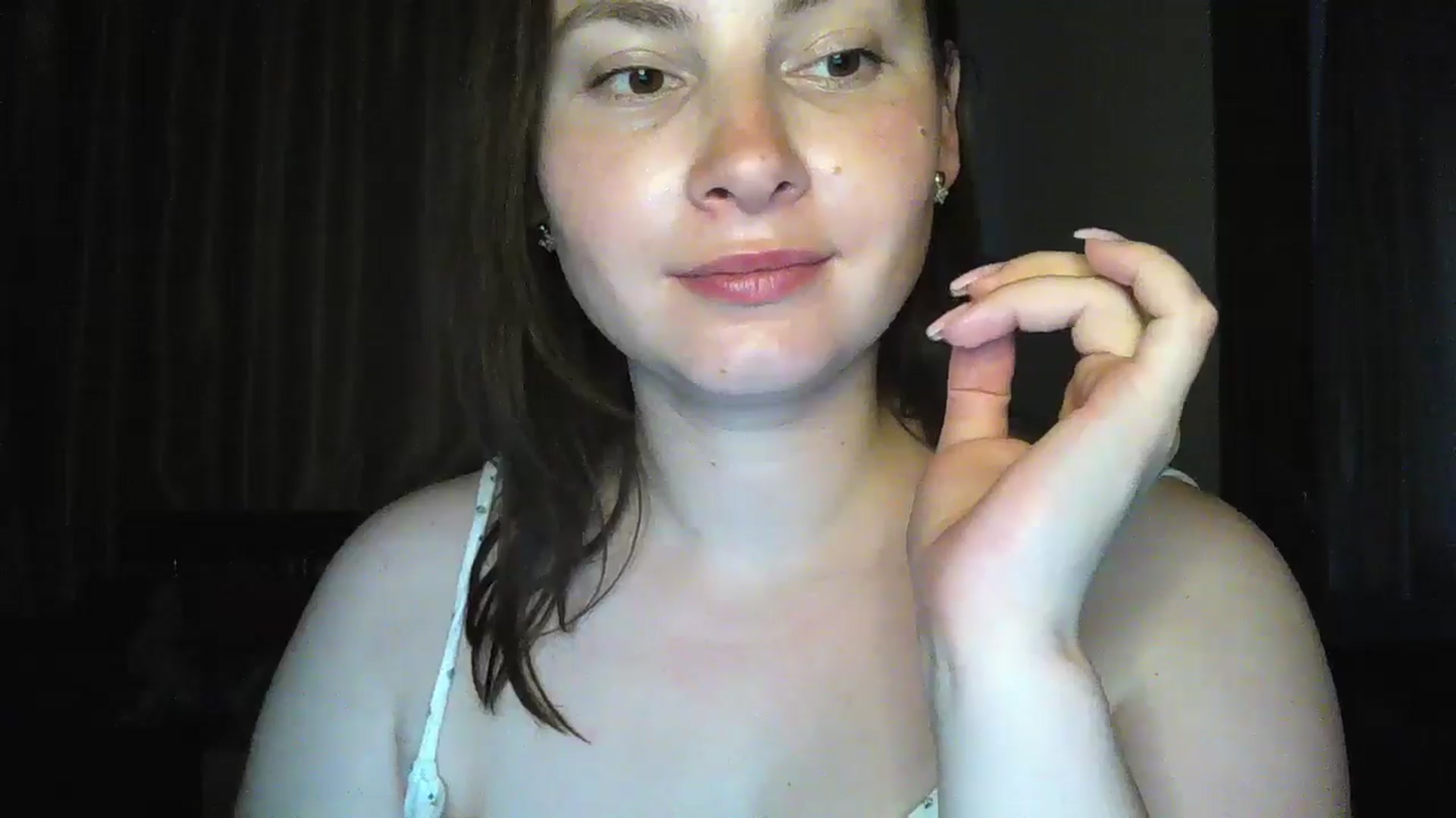 Gallery image thumbnail from MisssLove_is's myfreecams stream on, 06/16/2024, 19:09 image 6 of 20