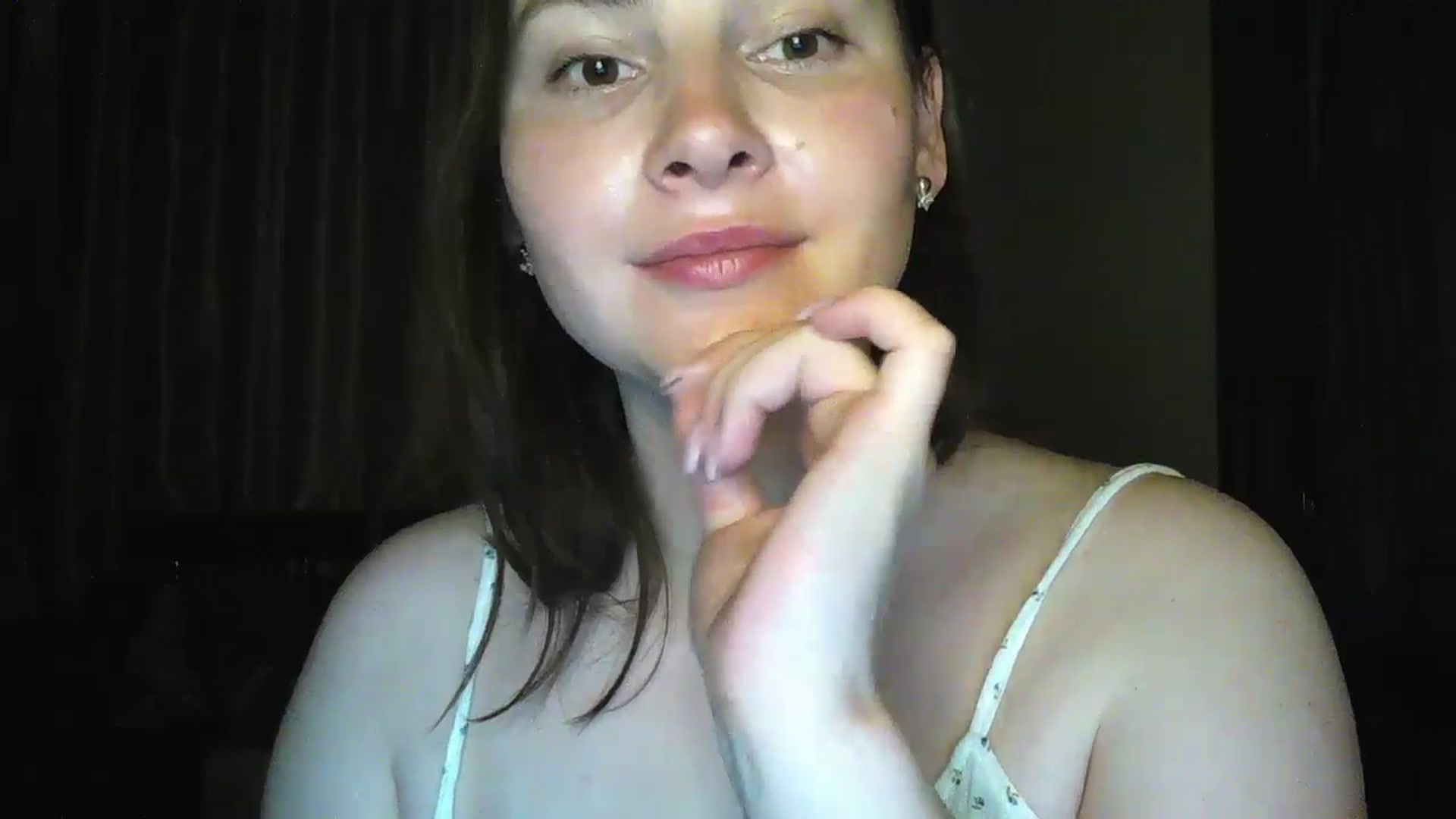 Gallery image thumbnail from MisssLove_is's myfreecams stream on, 06/16/2024, 19:09 image 12 of 20