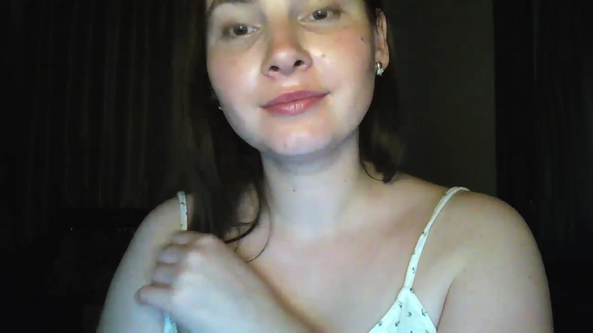 Gallery image thumbnail from MisssLove_is's myfreecams stream on, 06/16/2024, 19:09 image 9 of 20