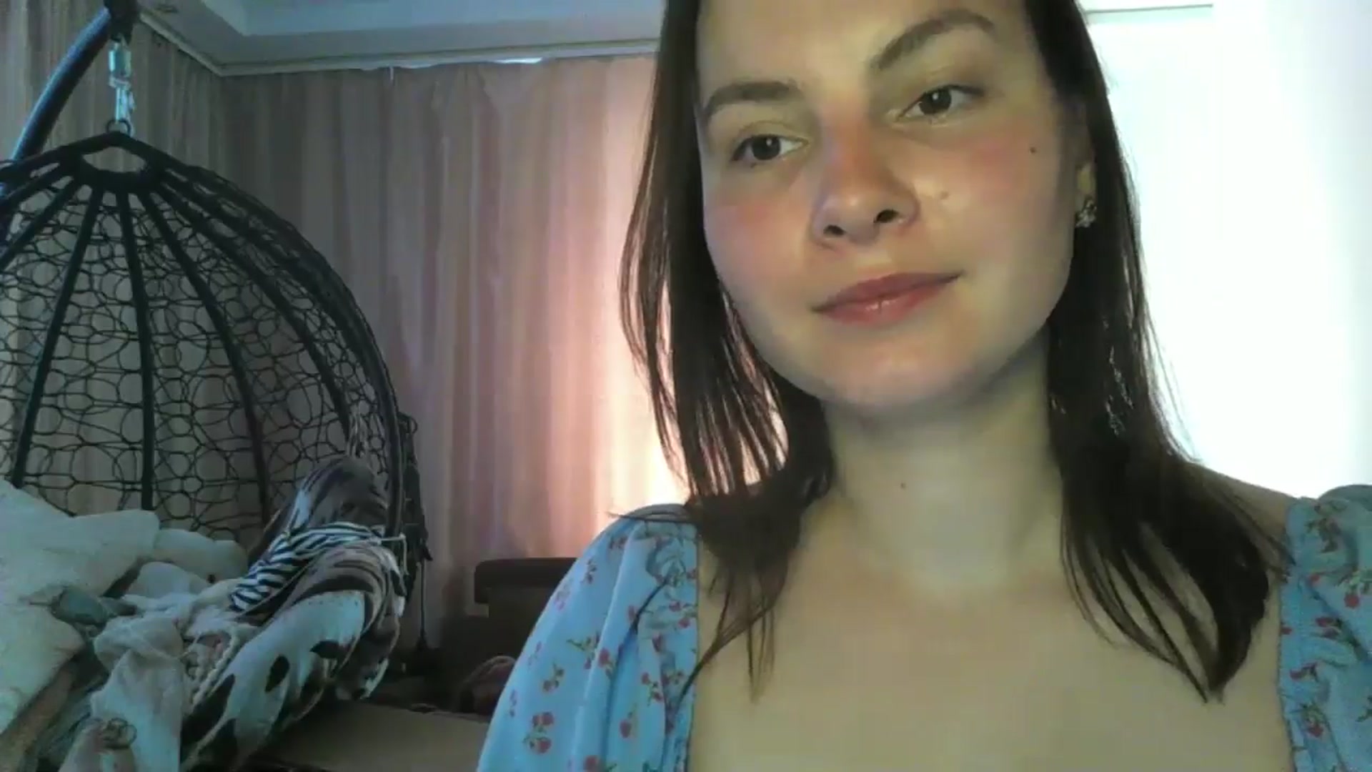 Gallery image thumbnail from MisssLove_is's myfreecams stream on, 06/18/2024, 10:38 image 4 of 20