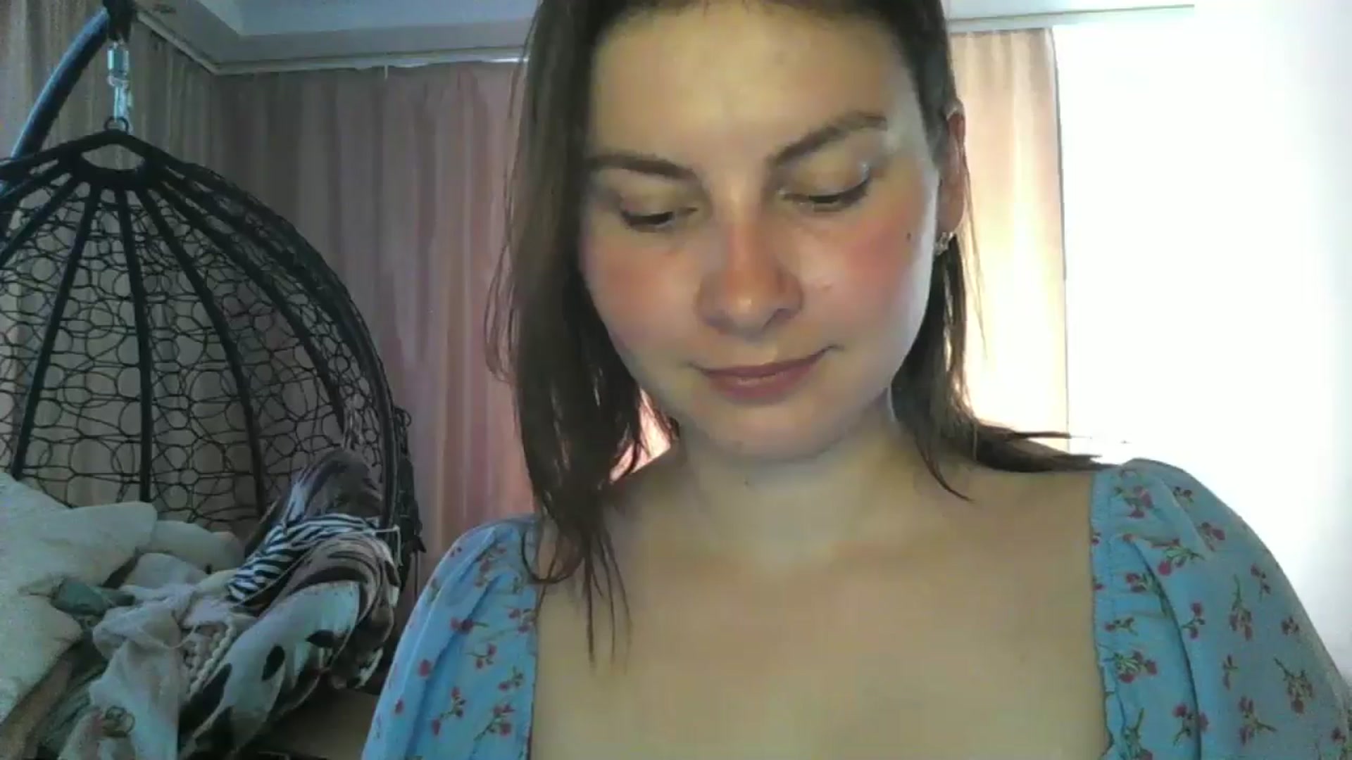 Gallery image thumbnail from MisssLove_is's myfreecams stream on, 06/18/2024, 10:38 image 2 of 20
