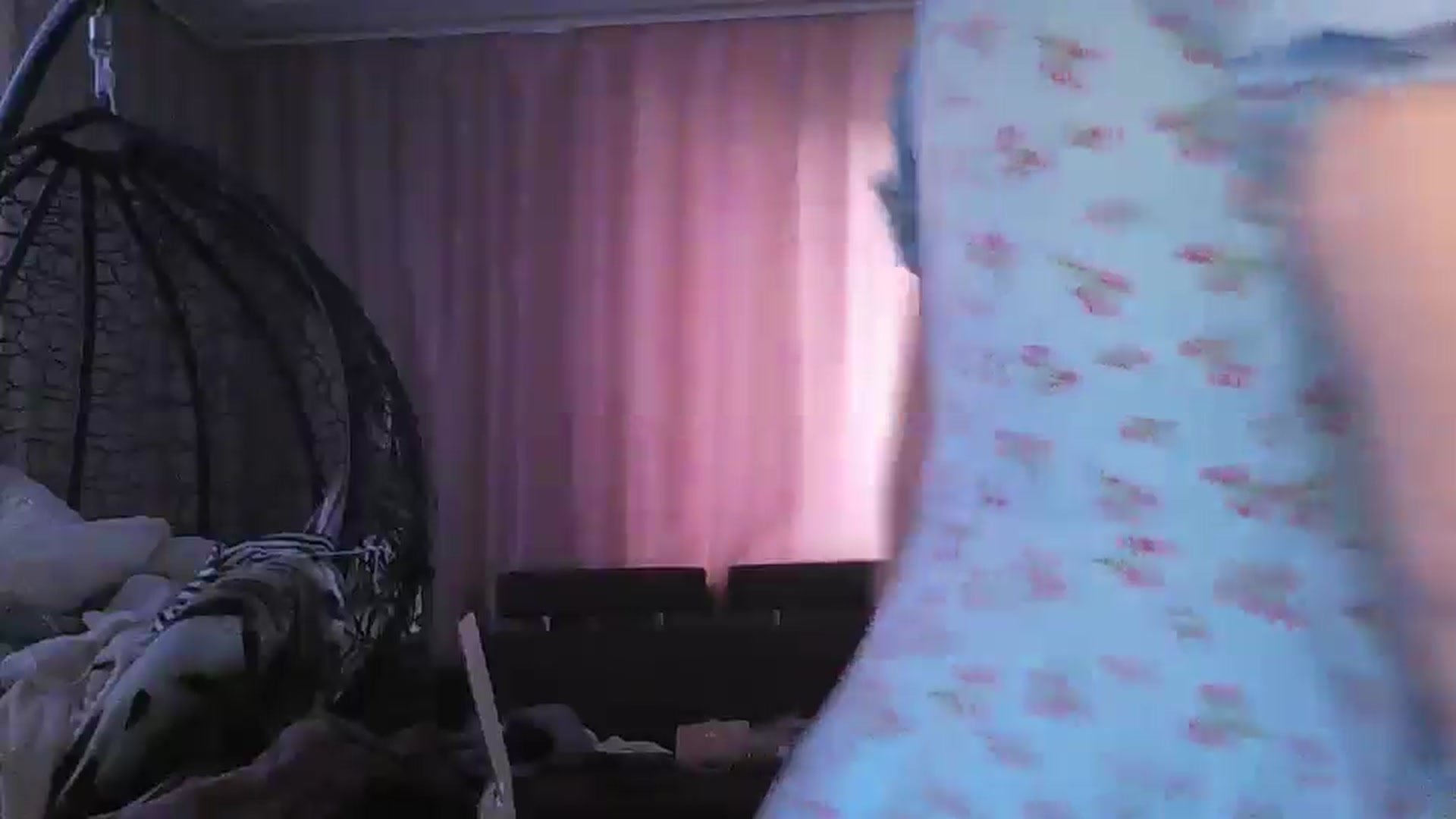 Gallery image thumbnail from MisssLove_is's myfreecams stream on, 06/18/2024, 16:24 image 7 of 20