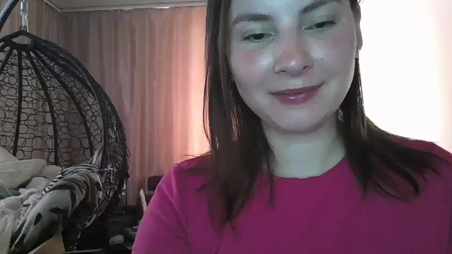Gallery image thumbnail from MisssLove_is's myfreecams stream on, 06/21/2024, 10:00 image 12 of 20