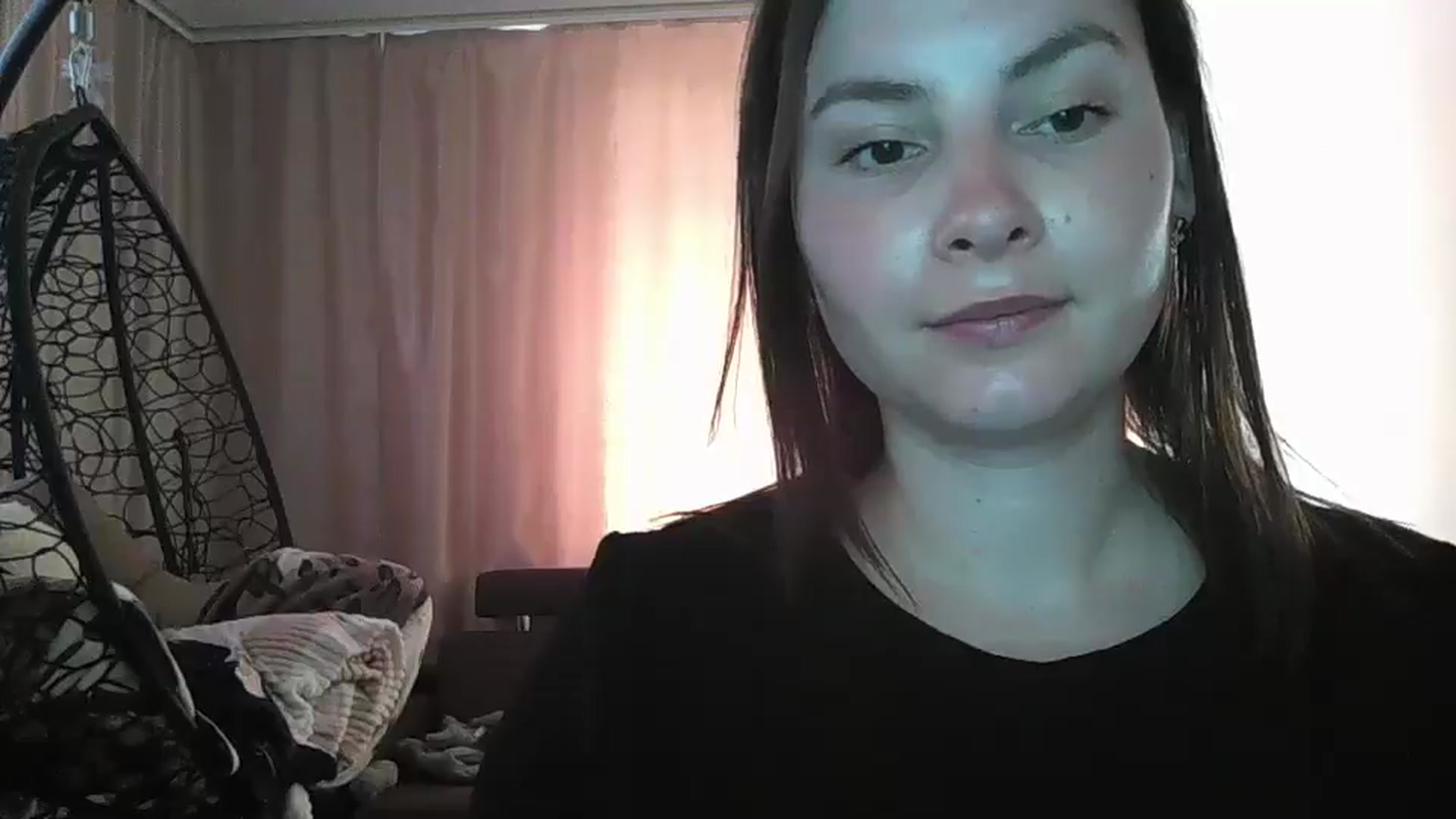 Gallery image thumbnail from MisssLove_is's myfreecams stream on, 06/21/2024, 11:43 image 3 of 20