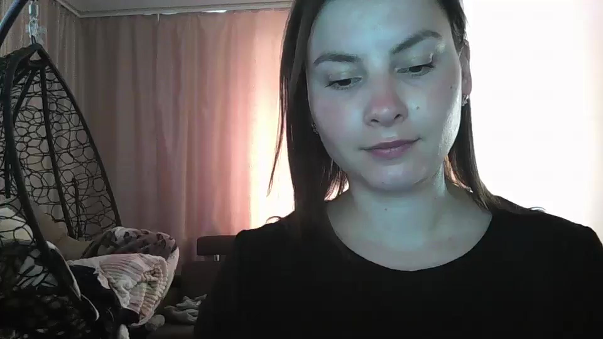 Gallery image thumbnail from MisssLove_is's myfreecams stream on, 06/21/2024, 11:43 image 2 of 20