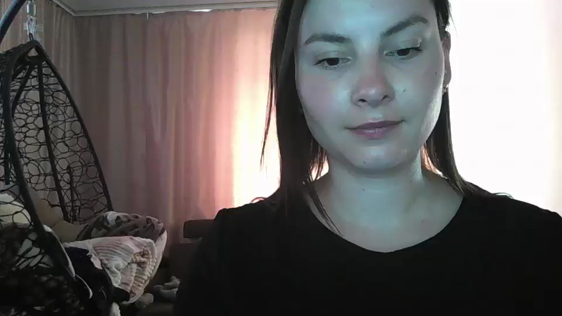 Gallery image thumbnail from MisssLove_is's myfreecams stream on, 06/21/2024, 11:43 image 1 of 20