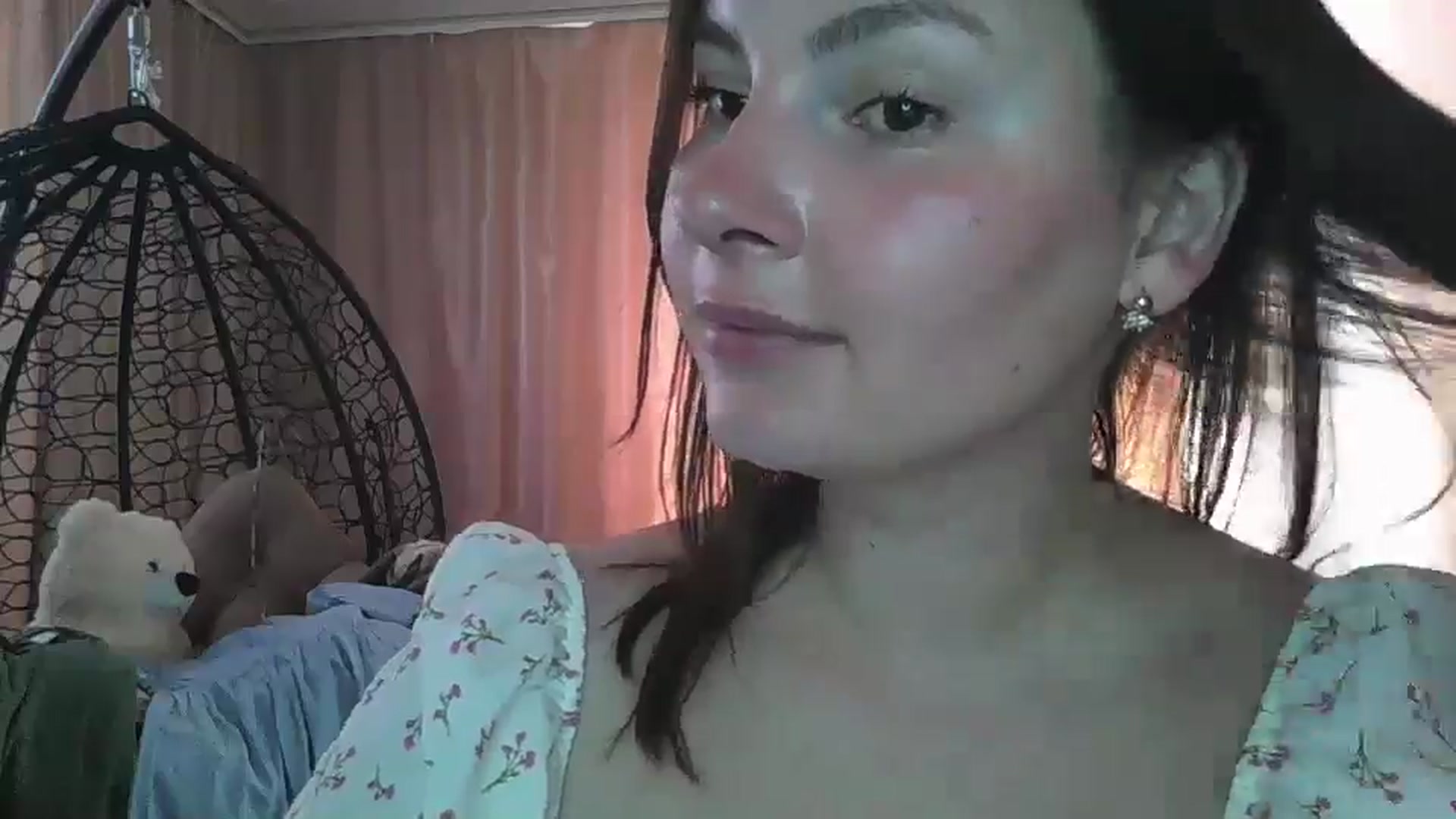 Gallery image thumbnail from MisssLove_is's myfreecams stream on, 06/23/2024, 10:38 image 10 of 20