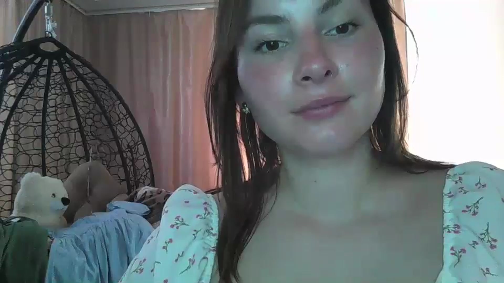 Gallery image thumbnail from MisssLove_is's myfreecams stream on, 06/23/2024, 10:38 image 7 of 20