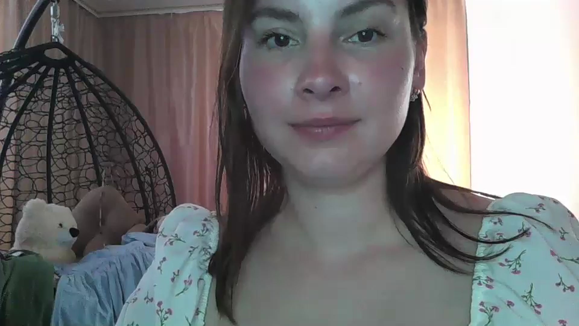 Gallery image thumbnail from MisssLove_is's myfreecams stream on, 06/23/2024, 10:38 image 8 of 20