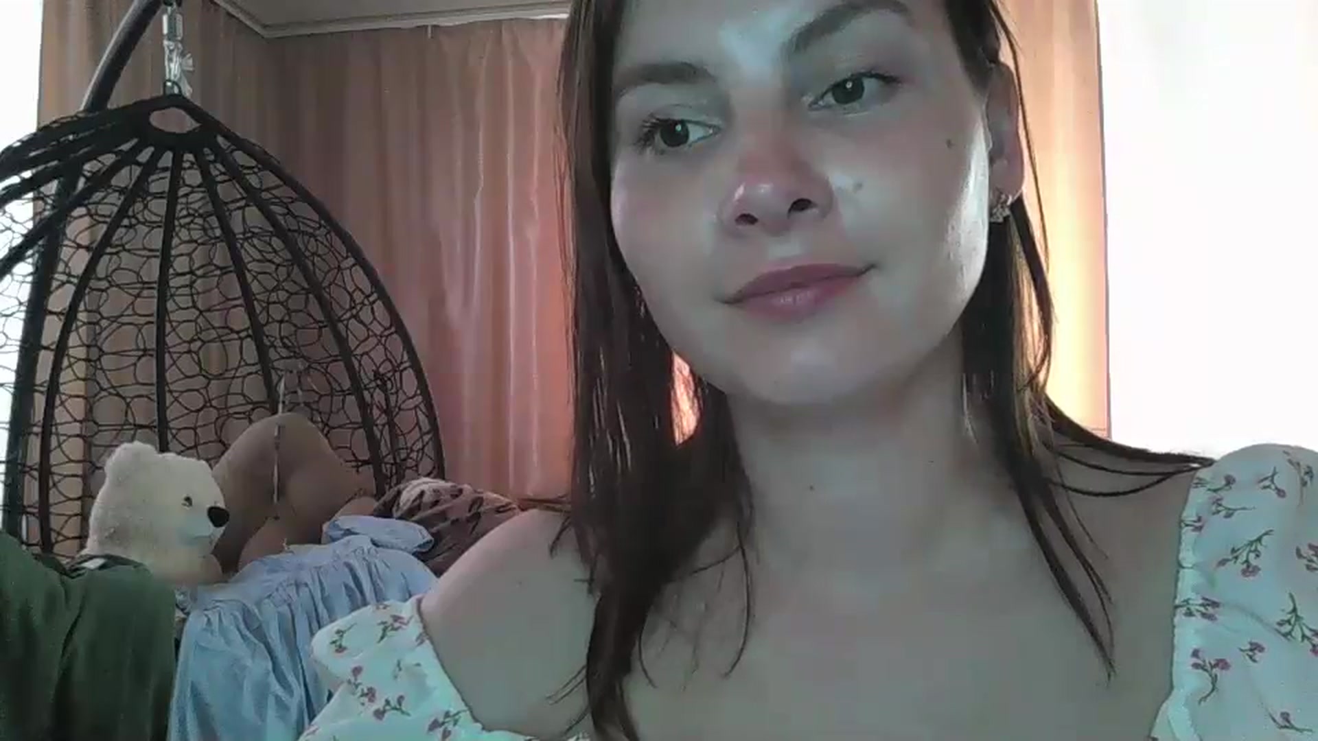 Gallery image thumbnail from MisssLove_is's myfreecams stream on, 06/23/2024, 12:31 image 3 of 20