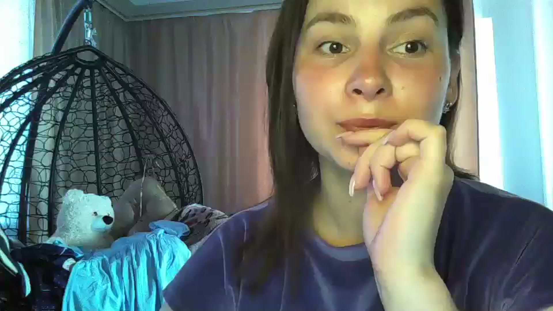 Gallery image thumbnail from MisssLove_is's myfreecams stream on, 06/26/2024, 15:27 image 12 of 20
