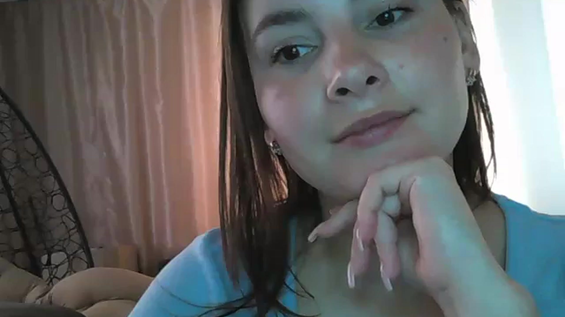 Gallery image thumbnail from MisssLove_is's myfreecams stream on, 07/05/2024, 09:18 image 17 of 20