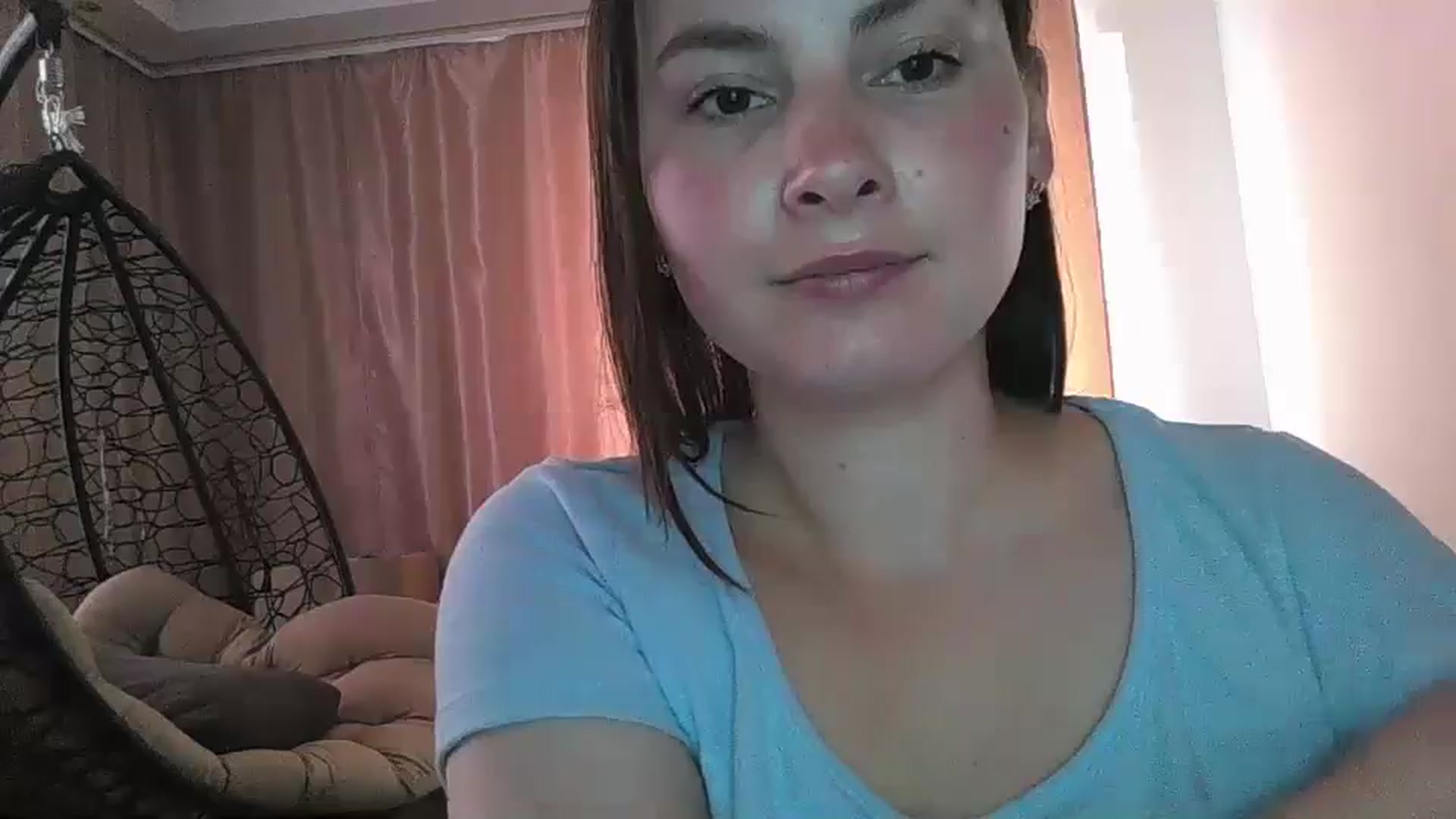 Gallery image thumbnail from MisssLove_is's myfreecams stream on, 07/05/2024, 11:13 image 2 of 20