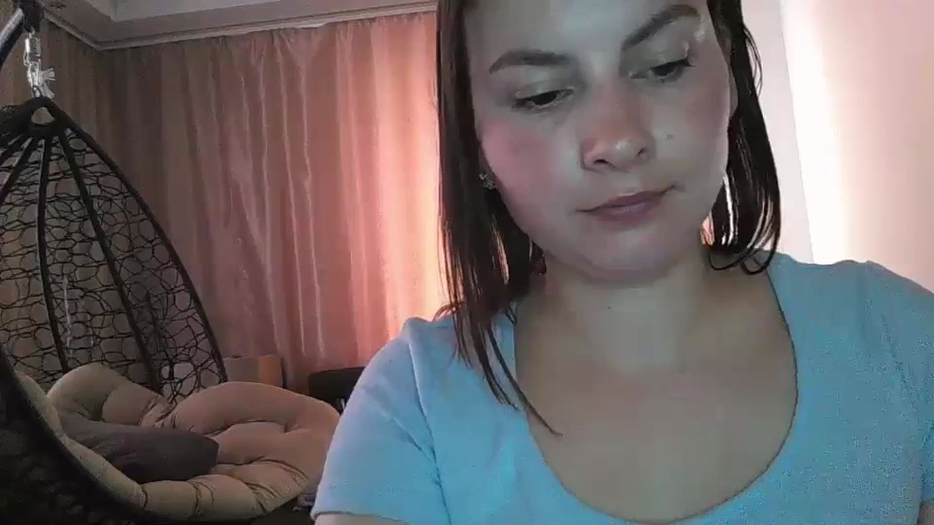 Gallery image thumbnail from MisssLove_is's myfreecams stream on, 07/05/2024, 11:13 image 10 of 20